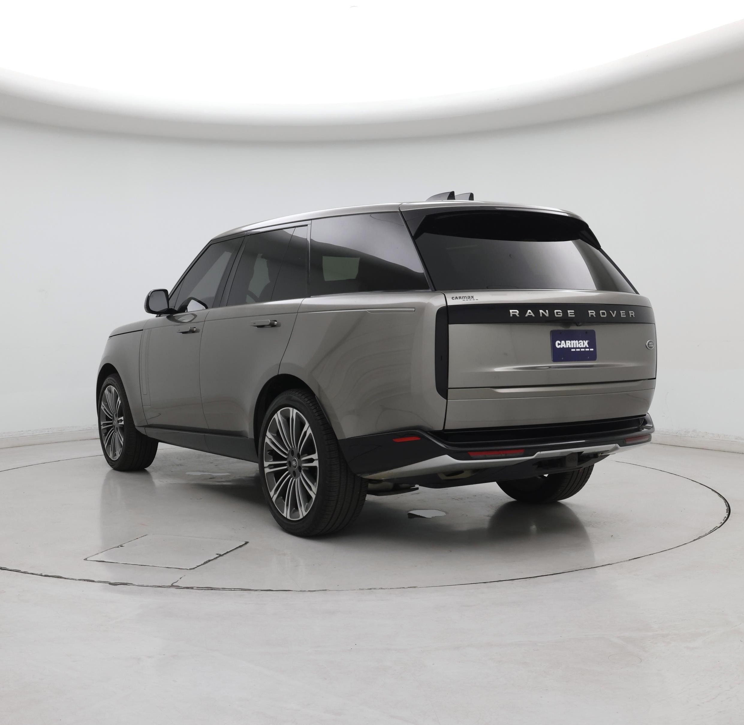 Thumbnail: 2023 Land Rover Range Rover - 2