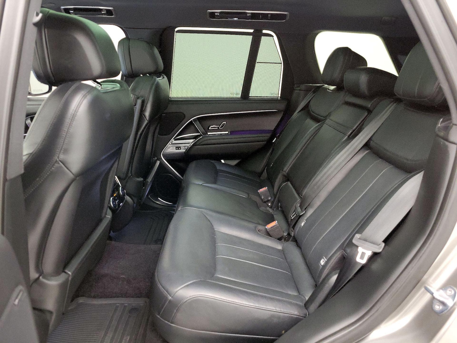 2023 Land Rover Range Rover SE - Photo 22