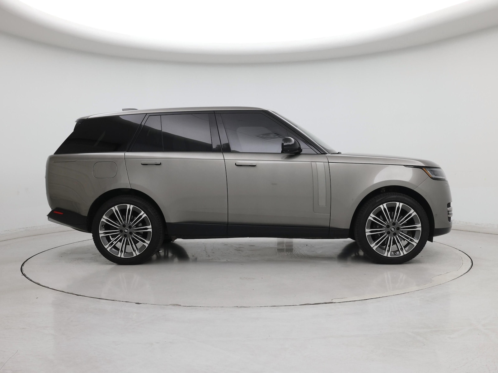 2023 Land Rover Range Rover SE - Photo 8