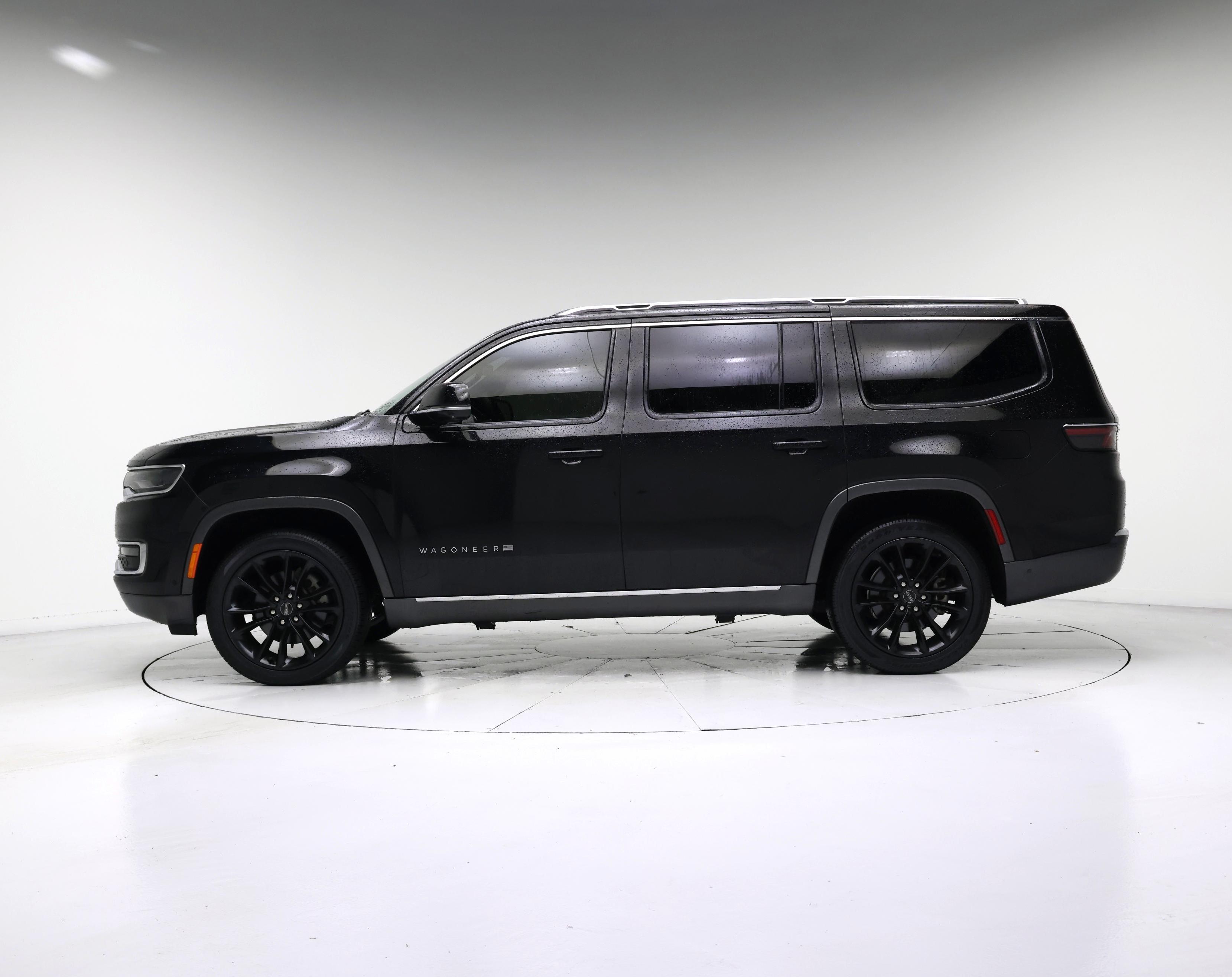 Thumbnail: 2022 Jeep Wagoneer - 3