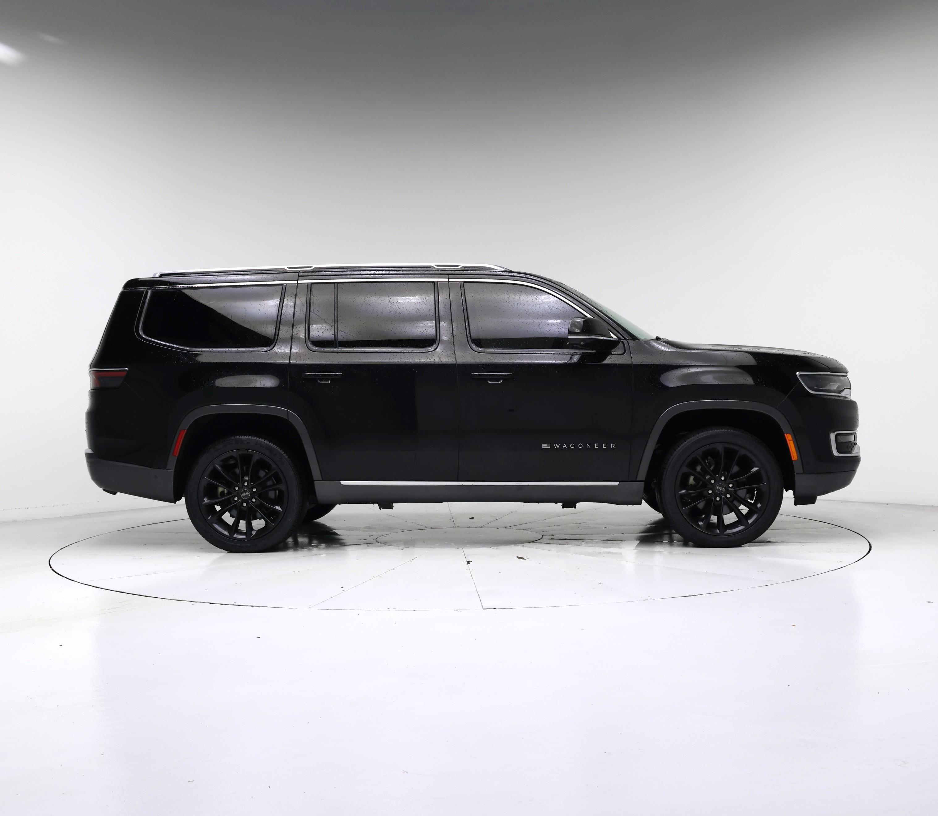 Thumbnail: 2022 Jeep Wagoneer - 7