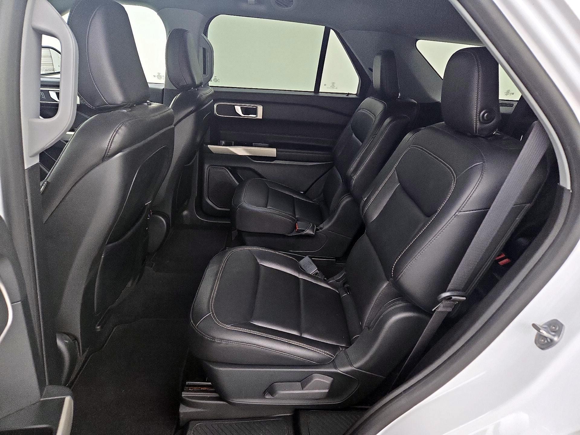 Thumbnail: 2020 Ford Explorer - 19