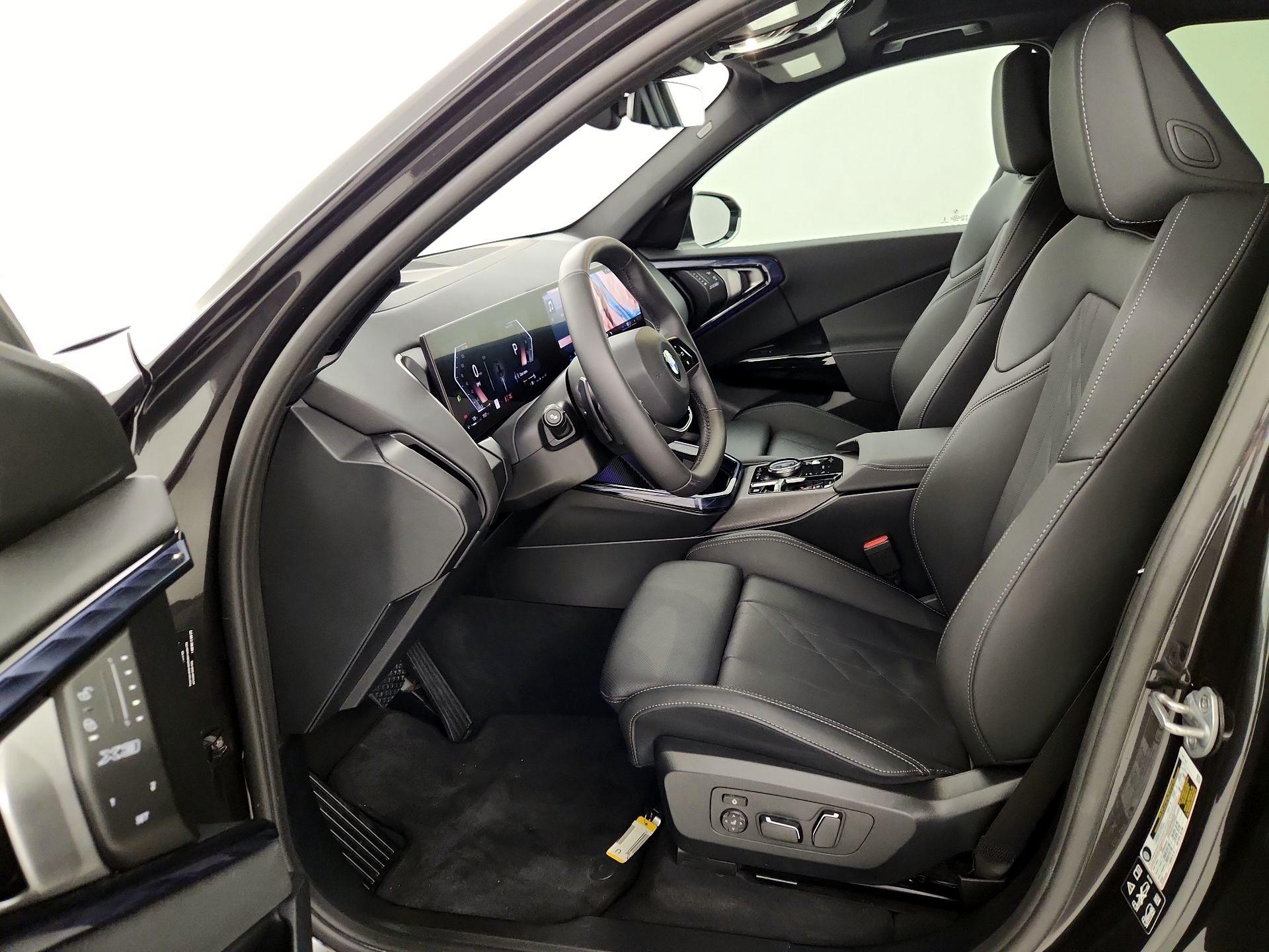 Thumbnail: 2026 BMW X3 - 11