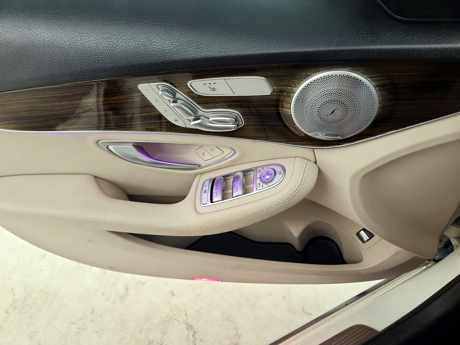 Thumbnail: 2019 Mercedes-Benz C-Class - 12