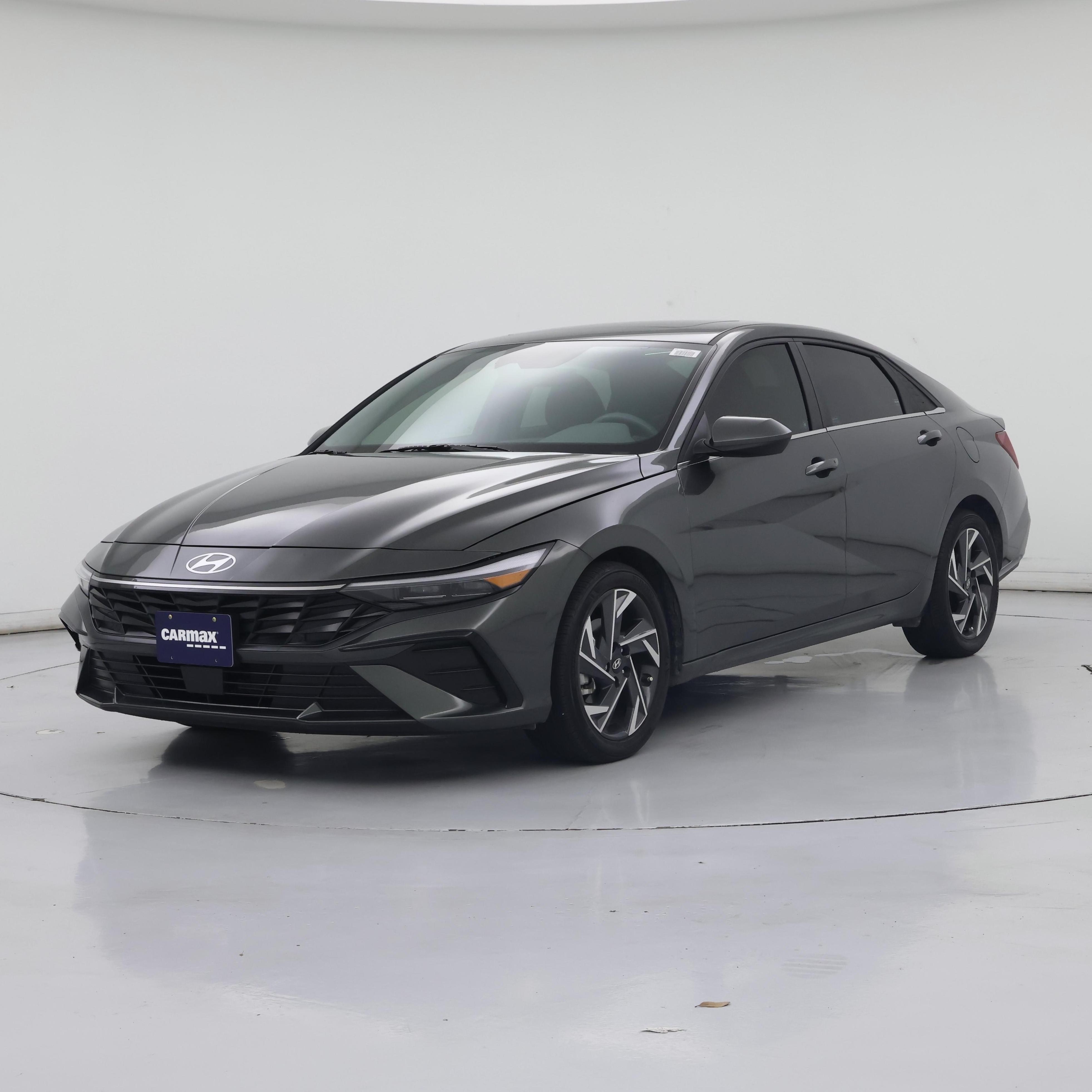 Thumbnail: 2024 Hyundai Elantra - 4