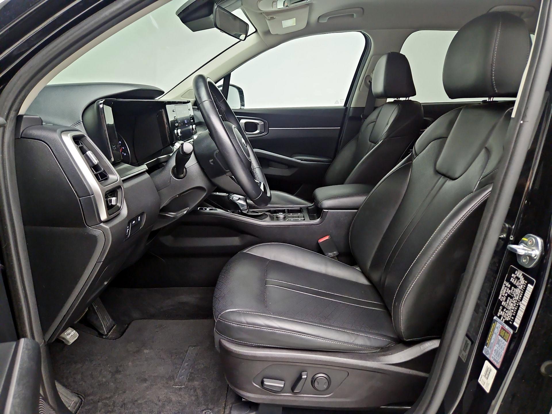 Thumbnail: 2021 Kia Sorento - 11
