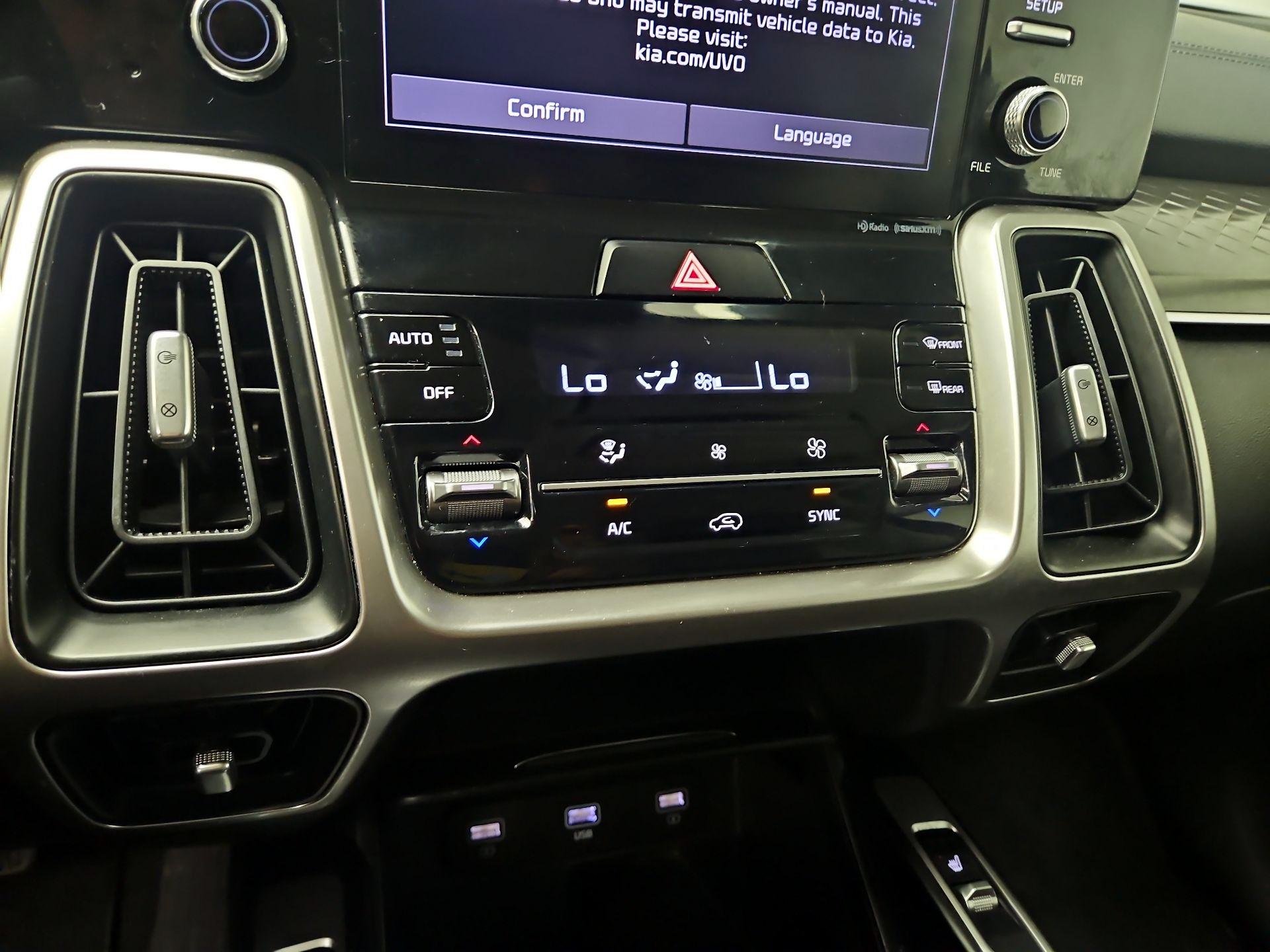 Thumbnail: 2021 Kia Sorento - 16