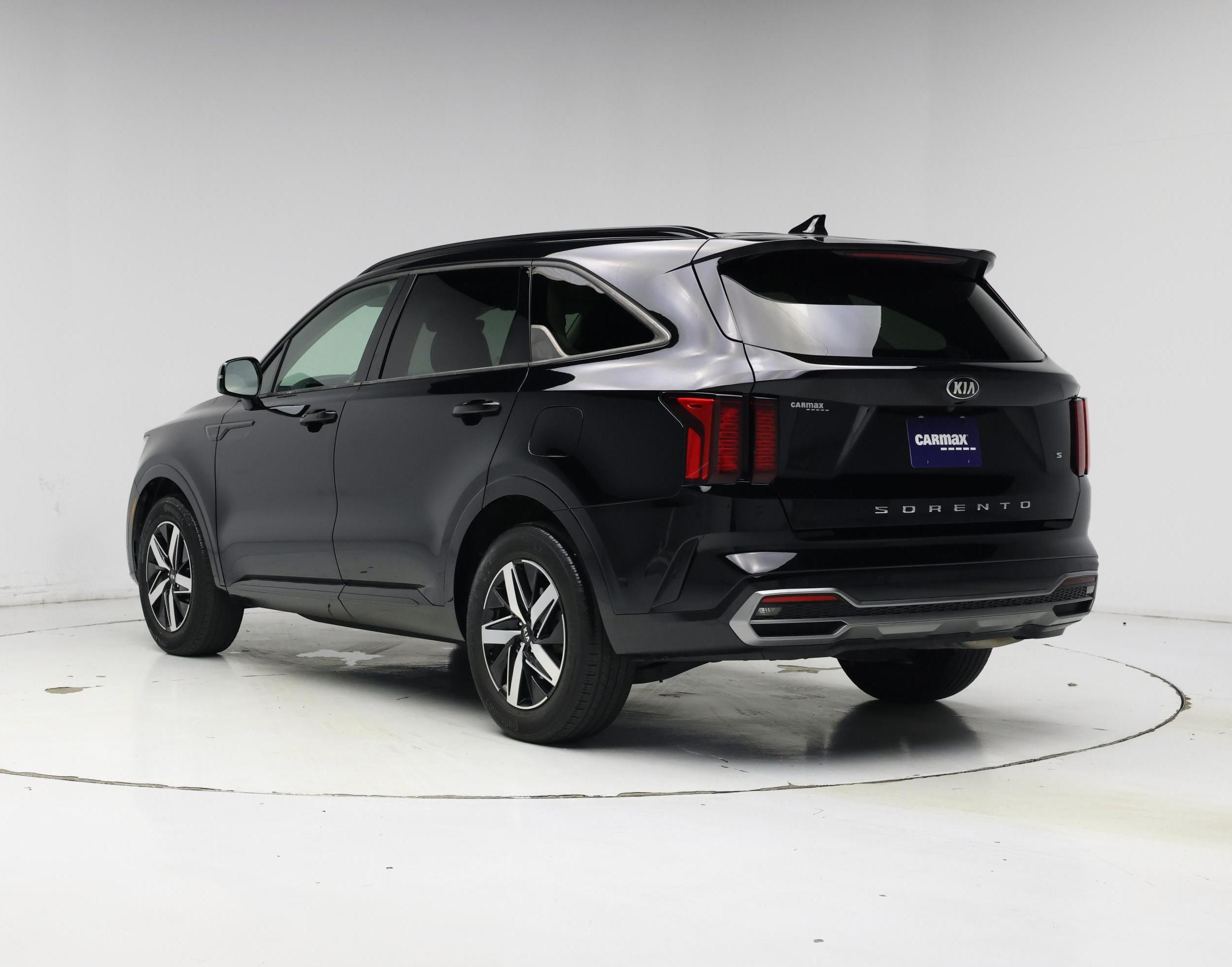 Thumbnail: 2021 Kia Sorento - 2