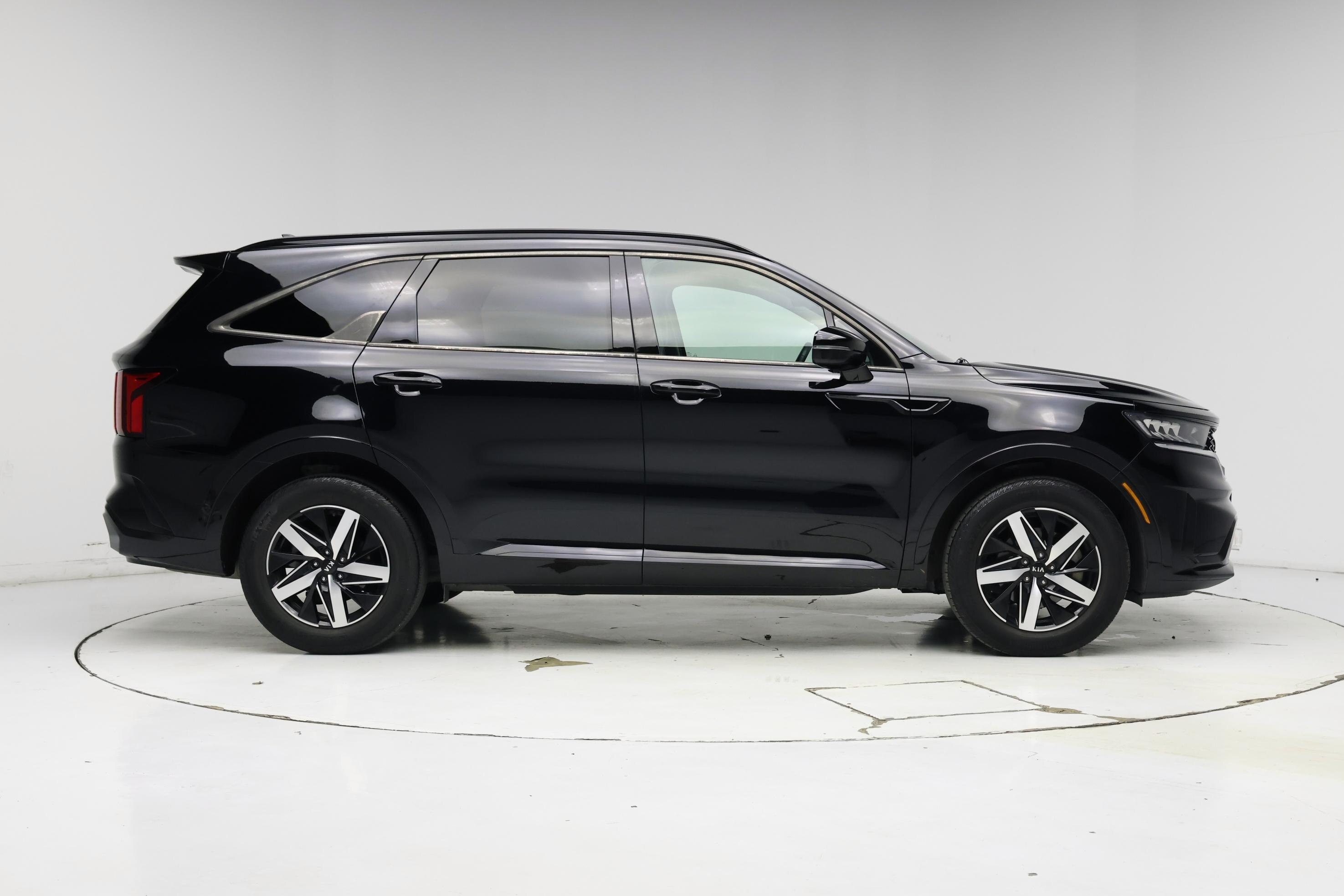 Thumbnail: 2021 Kia Sorento - 7