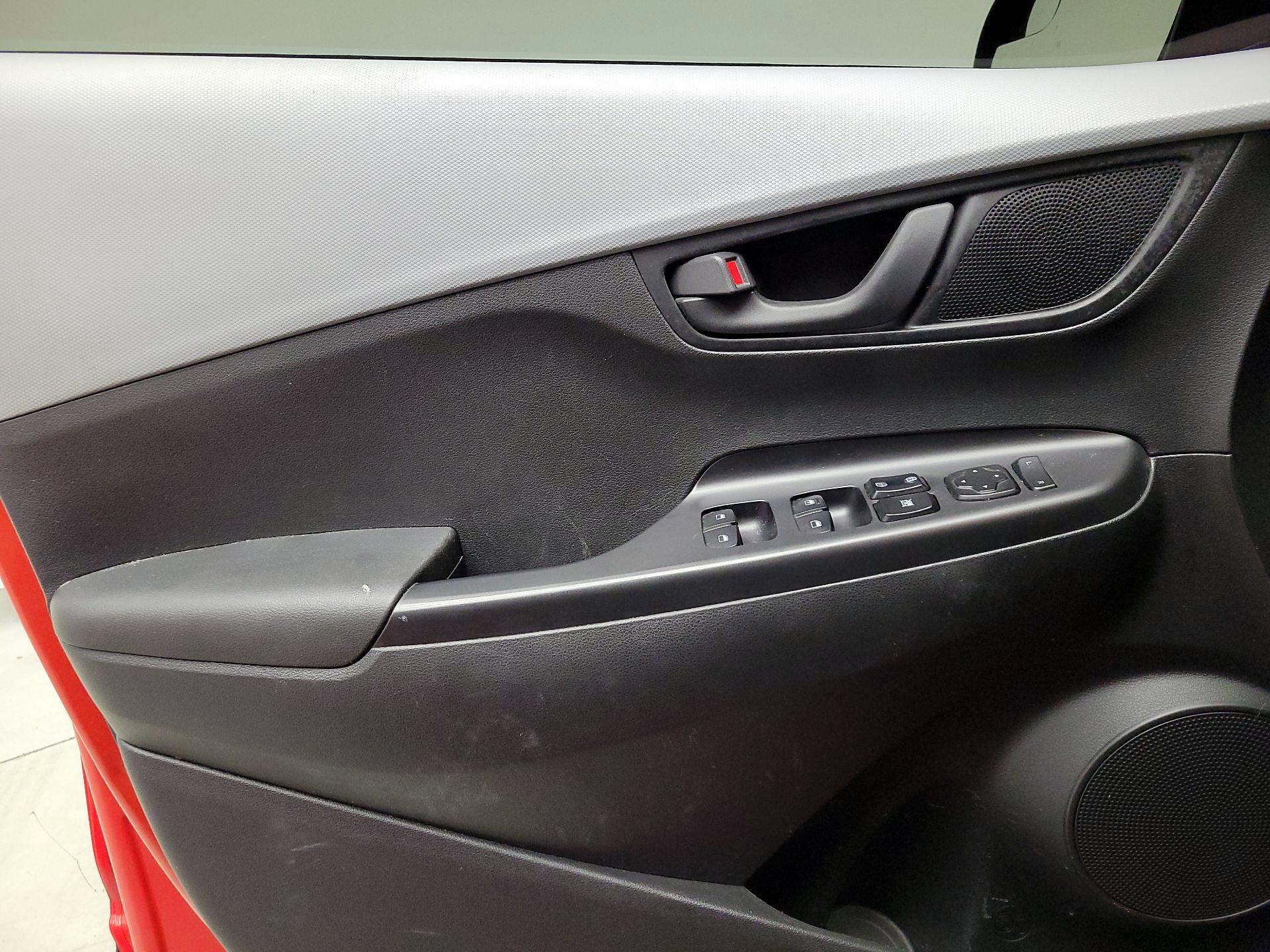 Thumbnail: 2019 Hyundai Kona - 12