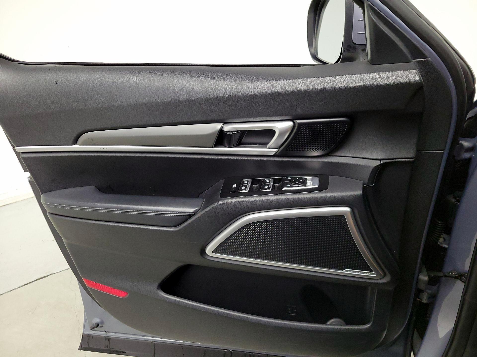 Thumbnail: 2021 Kia Telluride - 12