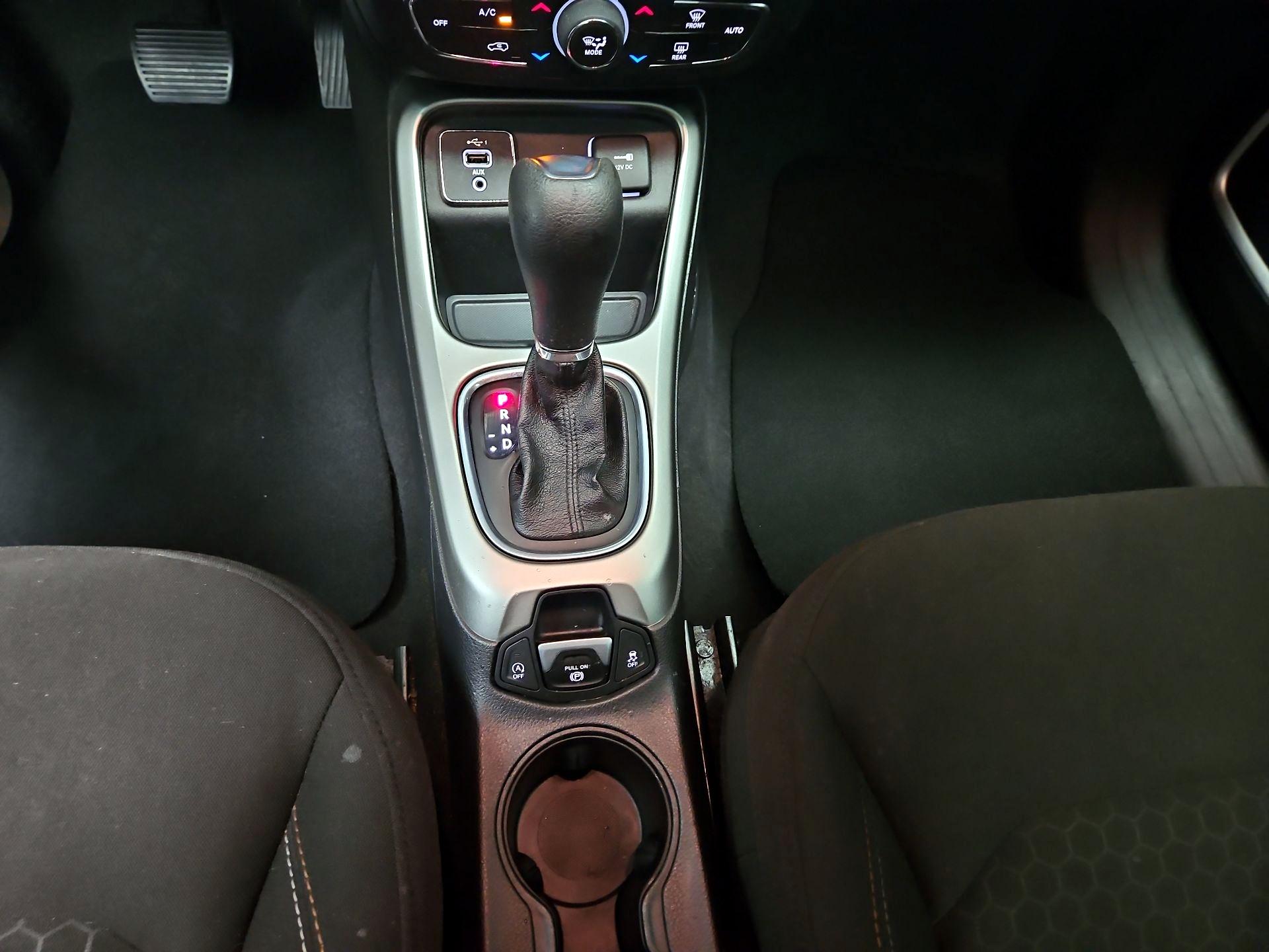 Thumbnail: 2021 Jeep Compass - 17