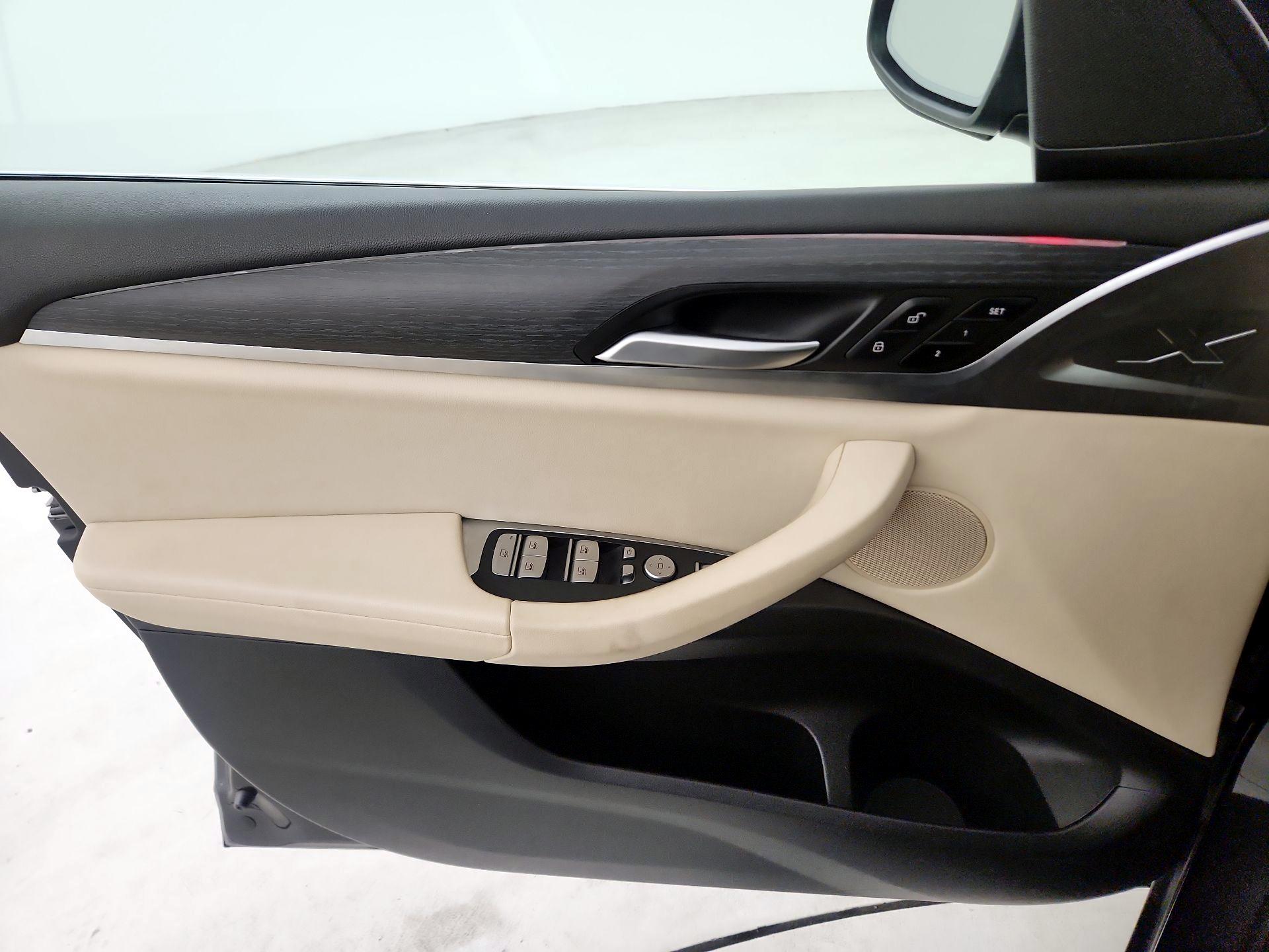 Thumbnail: 2022 BMW X3 - 10