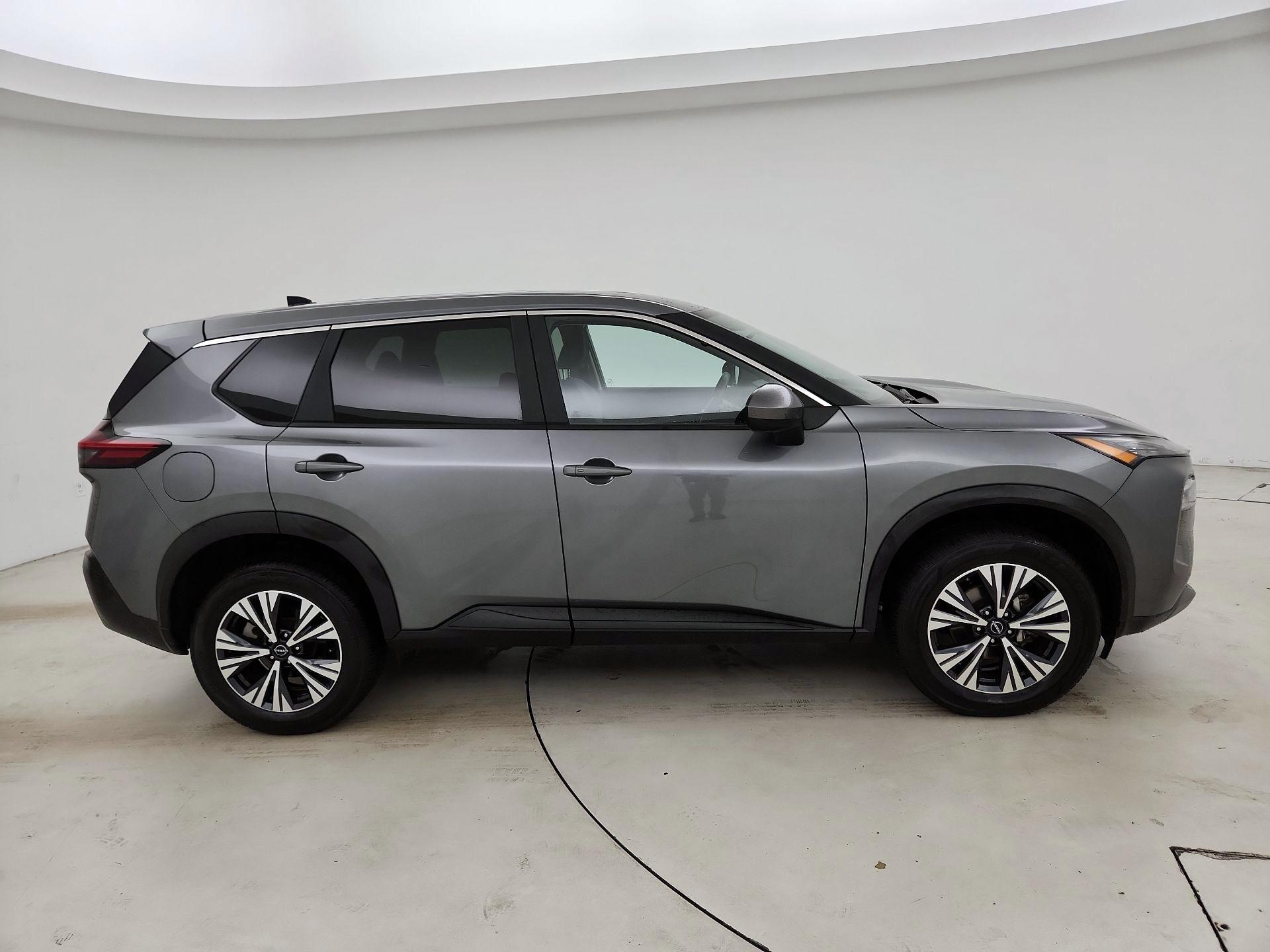 Thumbnail: 2023 Nissan Rogue - 4