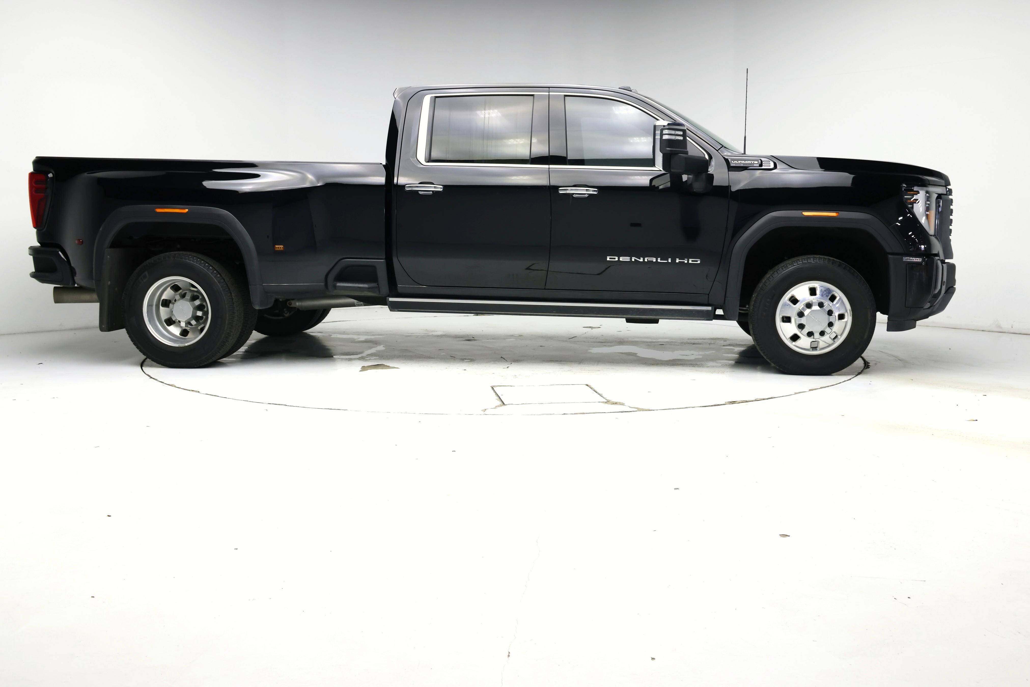 Thumbnail: 2024 GMC Sierra 3500 - 7