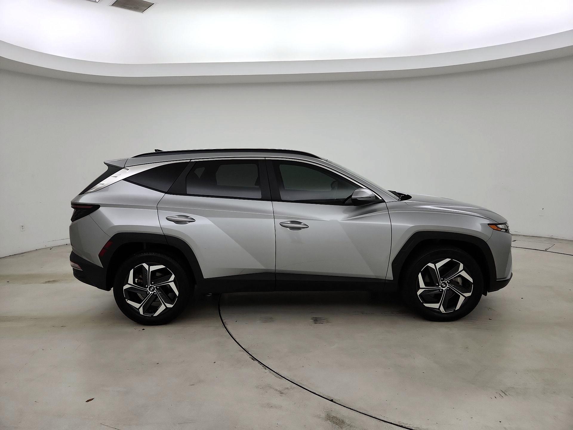 Thumbnail: 2022 Hyundai Tucson - 4