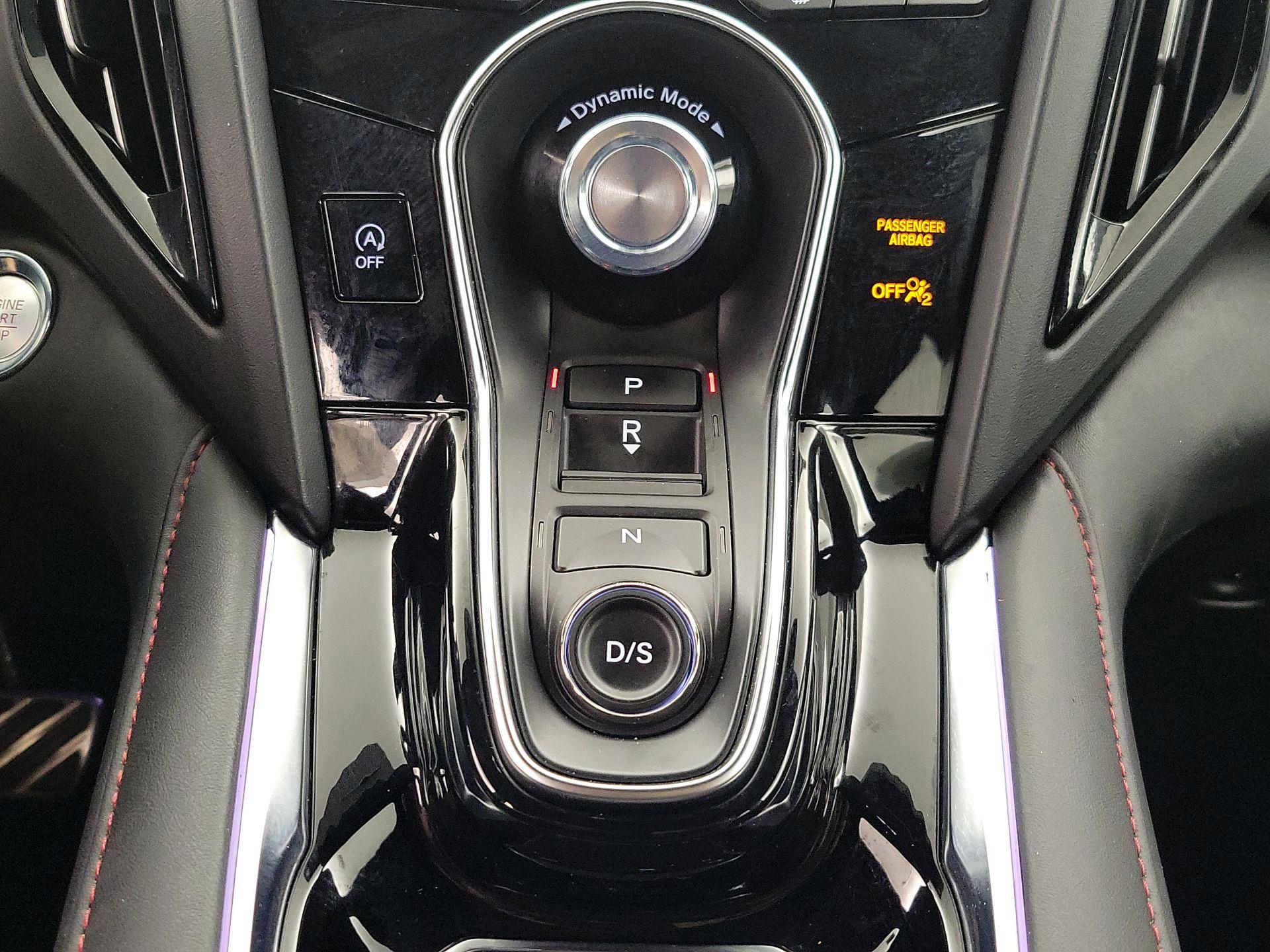 Thumbnail: 2025 Acura RDX - 17