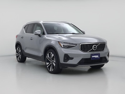 2024 Volvo XC40 B5 Plus Bright Theme