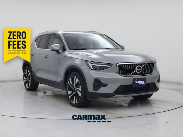 Gray 2024 Volvo XC40 B5 Plus Bright Theme AWD SUV / Crossover All-Wheel Drive Automatic