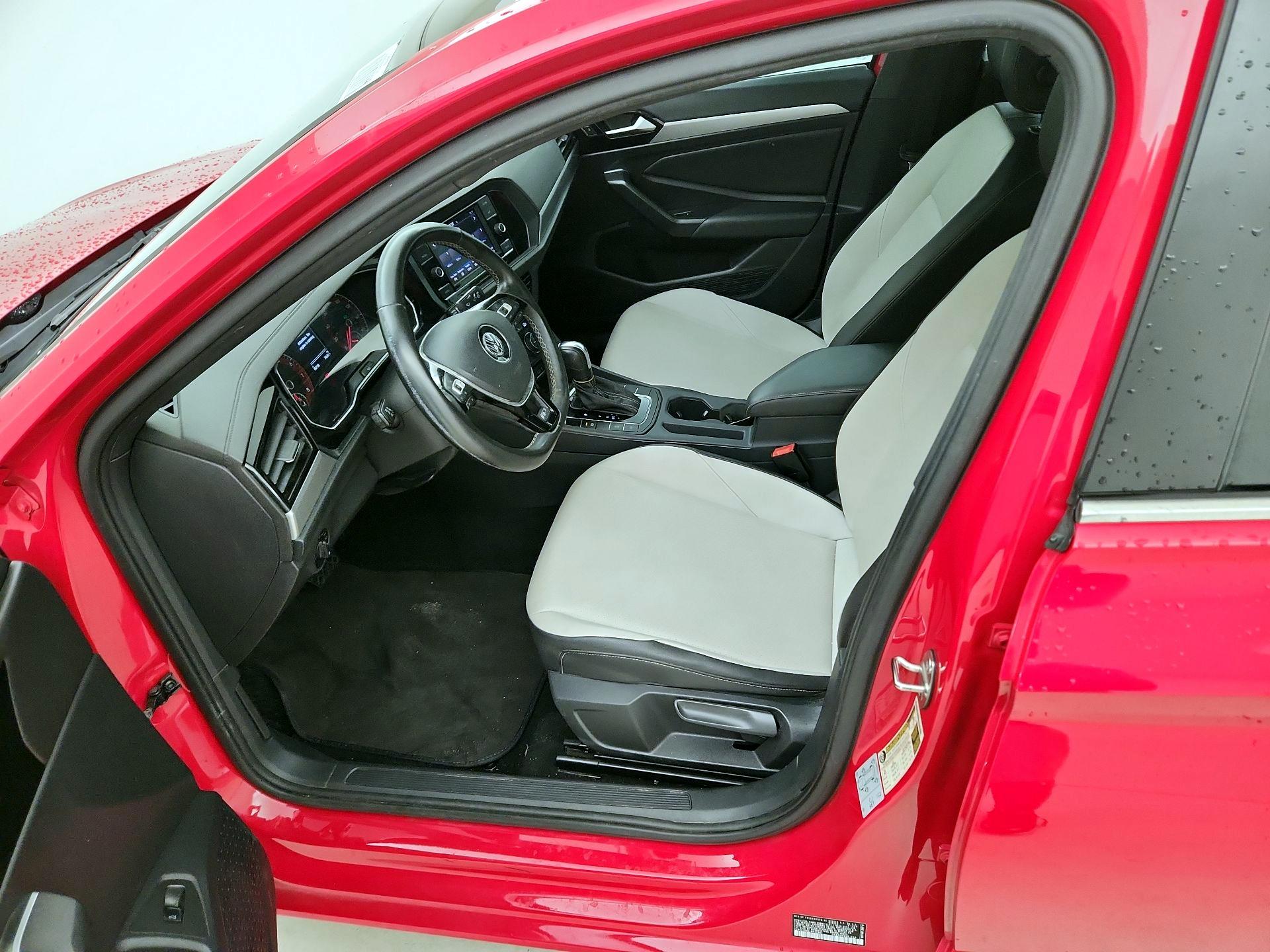 Thumbnail: 2020 Volkswagen Jetta - 11