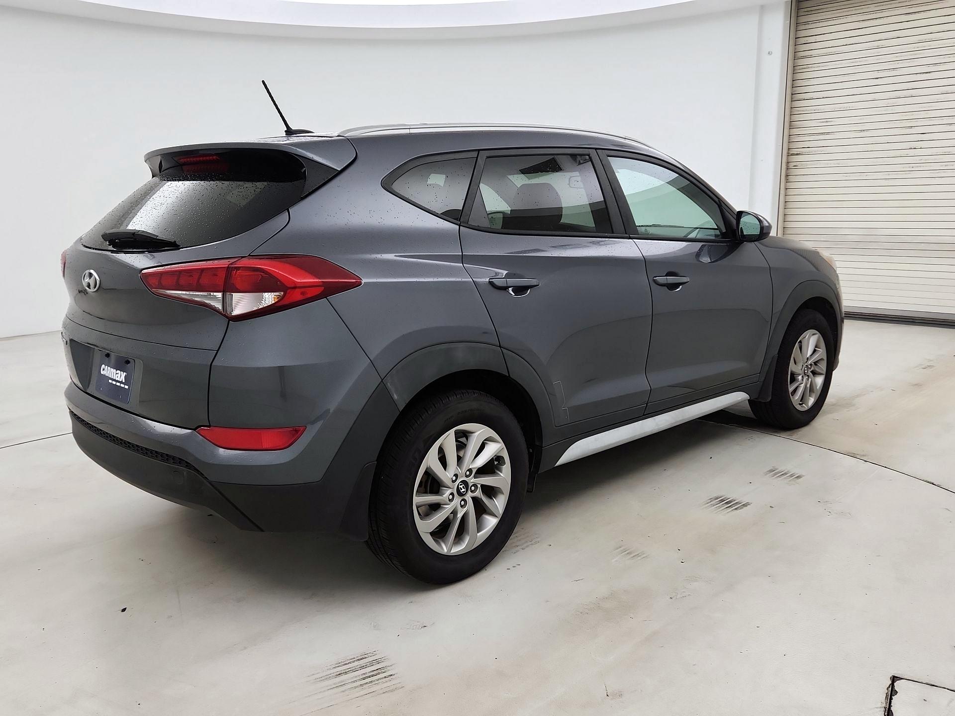 Thumbnail: 2017 Hyundai Tucson - 5