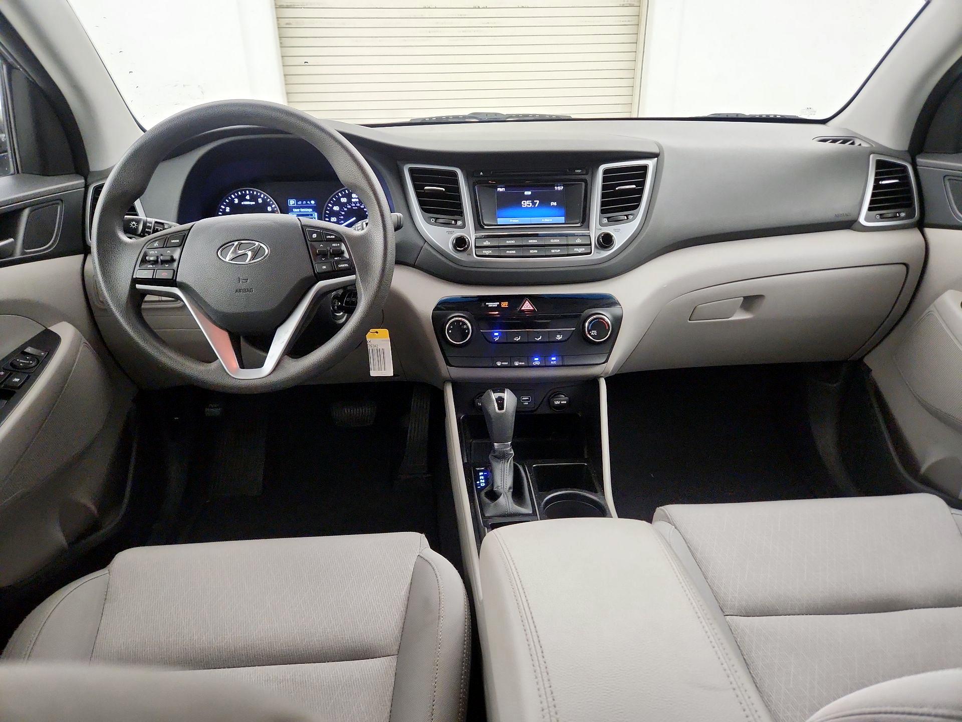 Thumbnail: 2017 Hyundai Tucson - 8