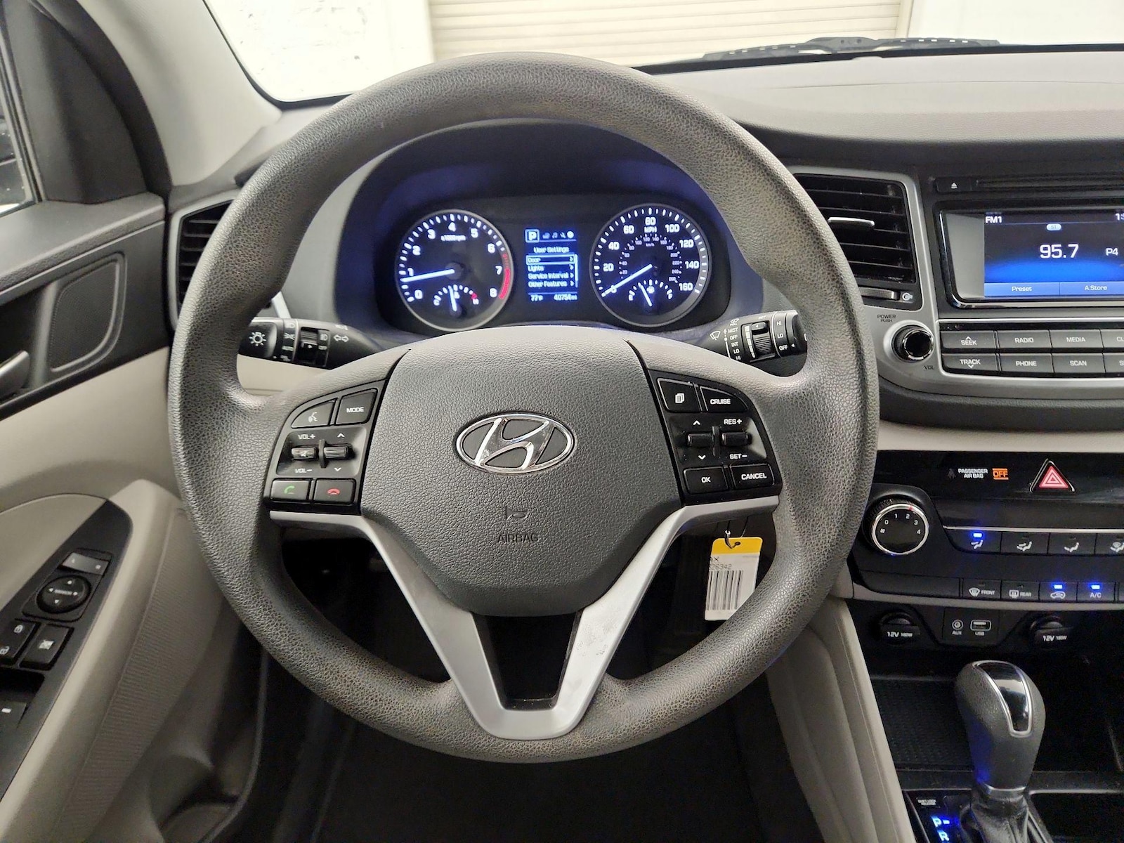 2017 Hyundai Tucson SE - Photo 9