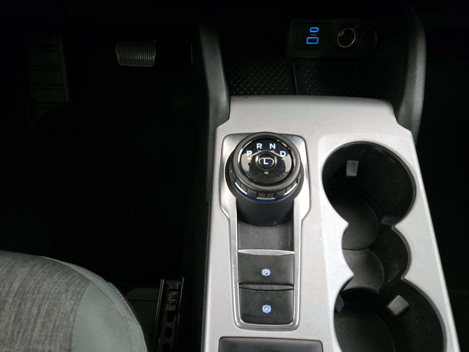 Thumbnail: 2022 Ford Bronco Sport - 17