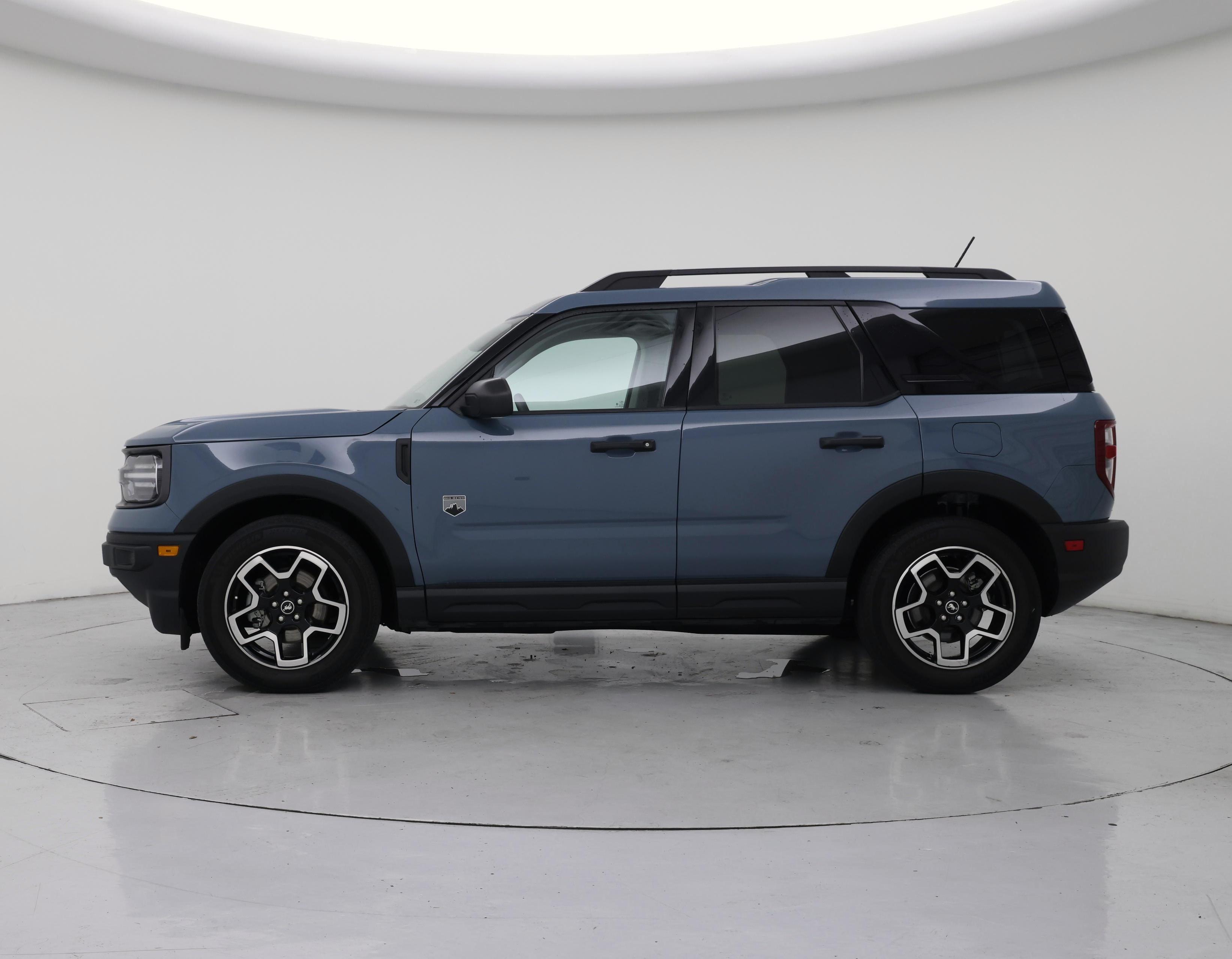 Thumbnail: 2022 Ford Bronco Sport - 3