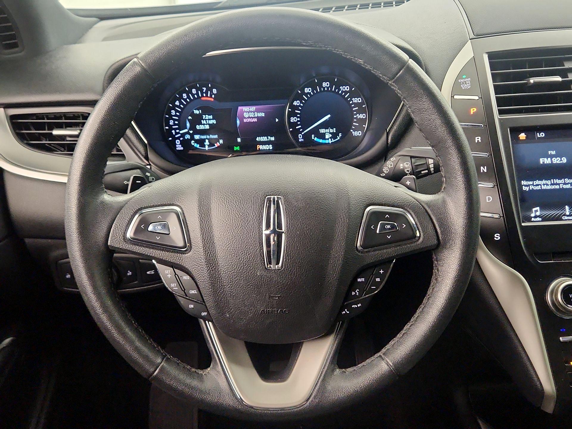 Thumbnail: 2019 Lincoln MKC - 10