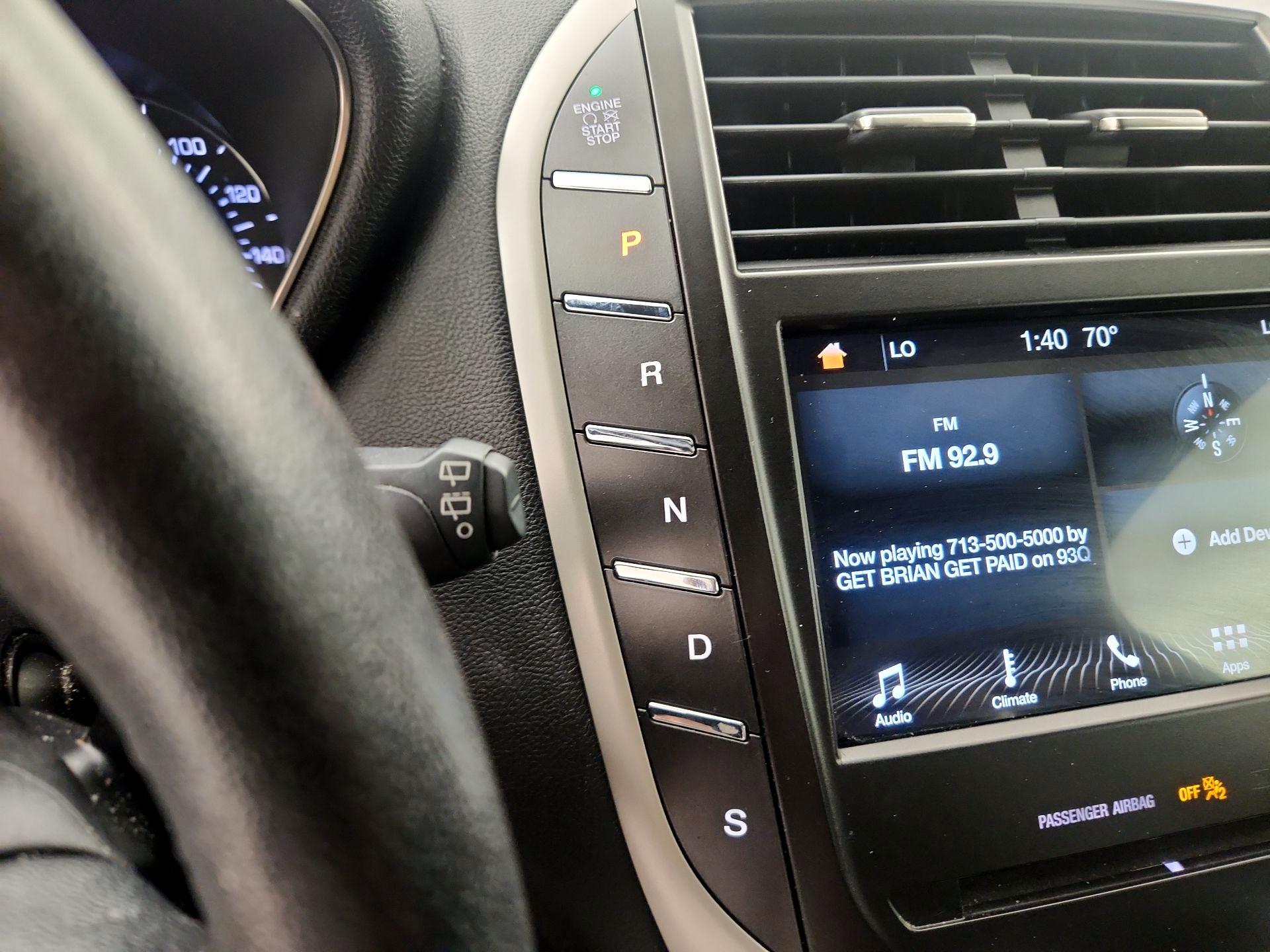 Thumbnail: 2019 Lincoln MKC - 17