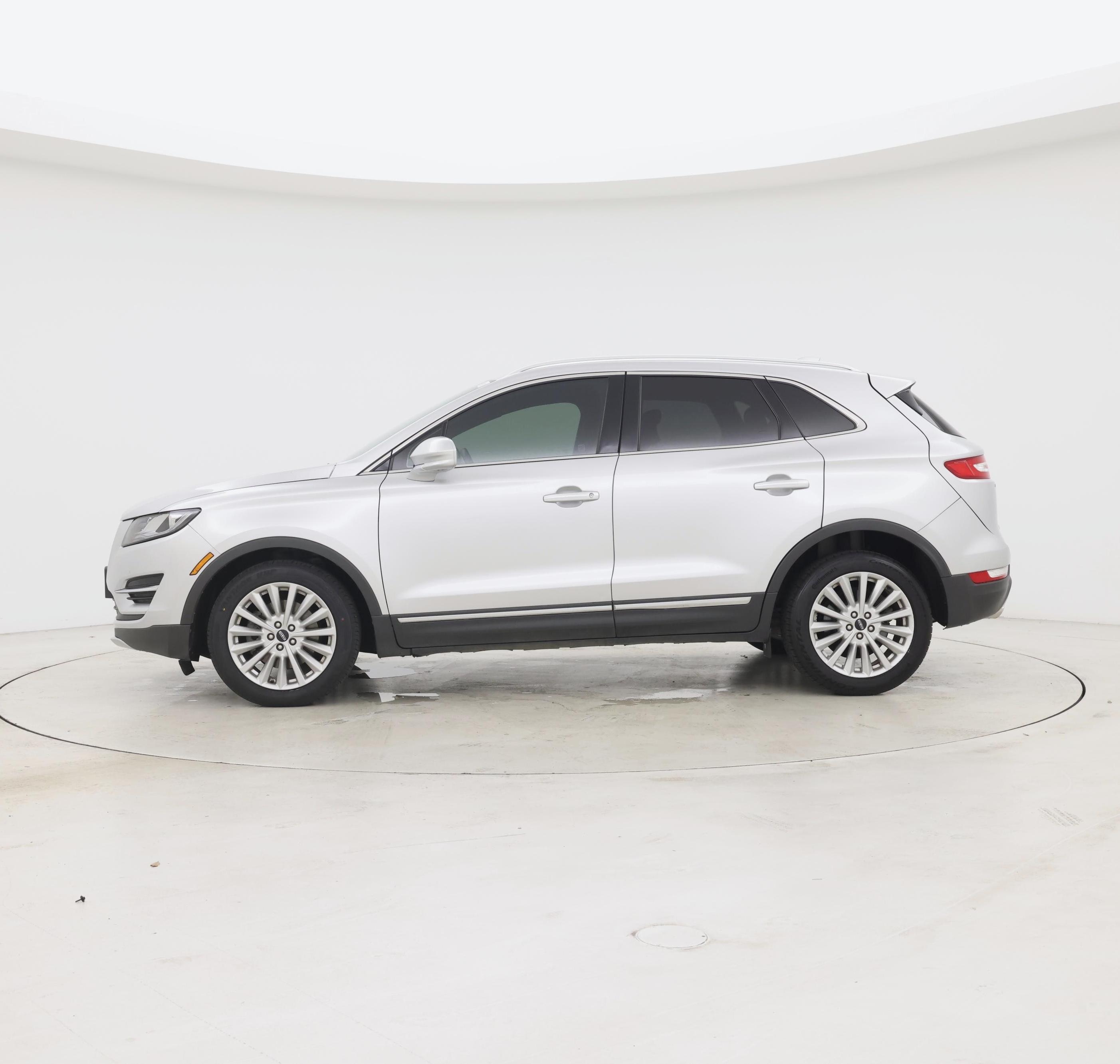 Thumbnail: 2019 Lincoln MKC - 3