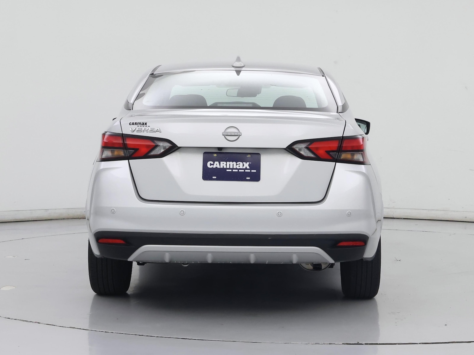 2025 Nissan Versa Sedan SV - Photo 7