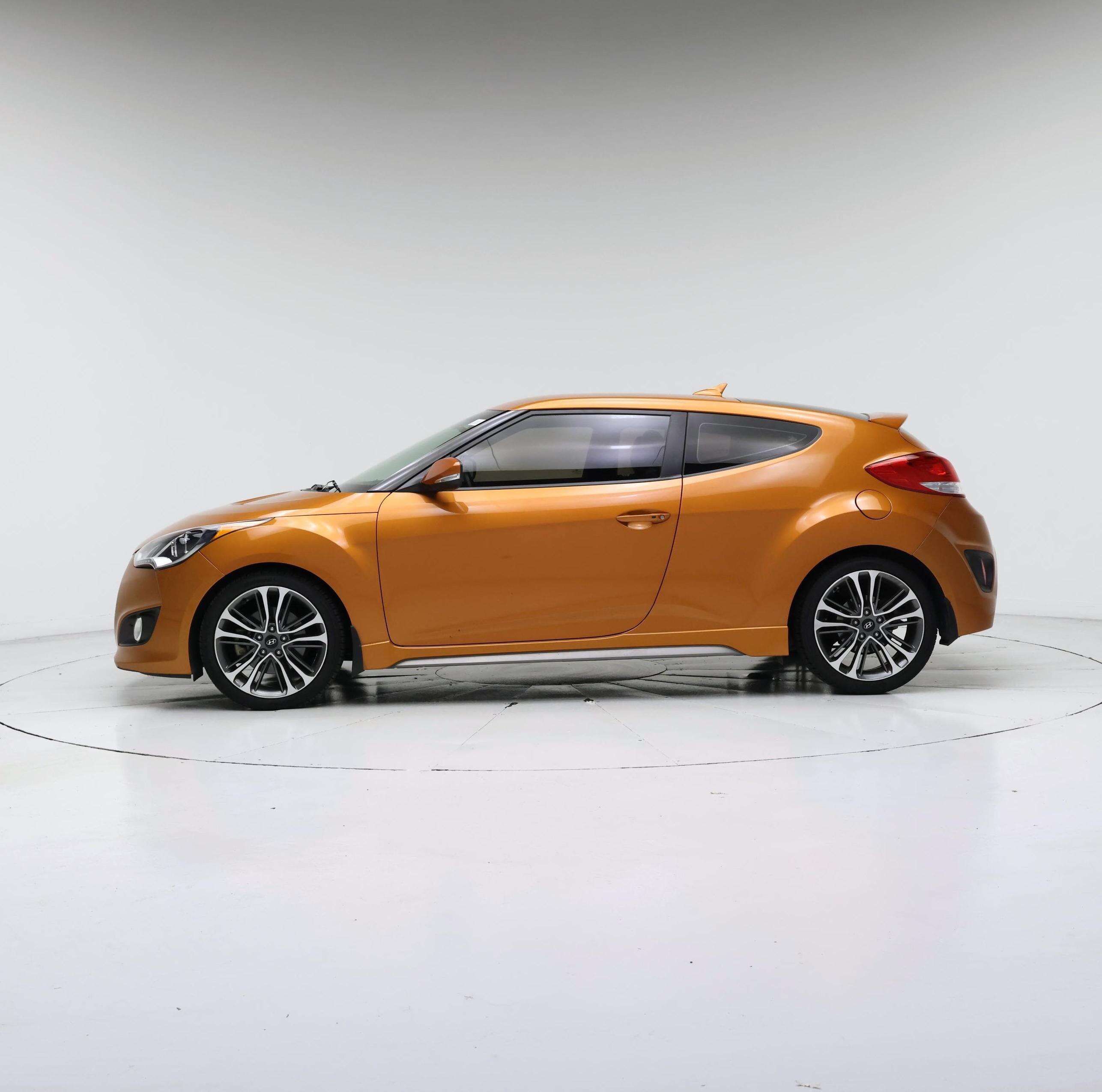 Thumbnail: 2016 Hyundai Veloster - 3