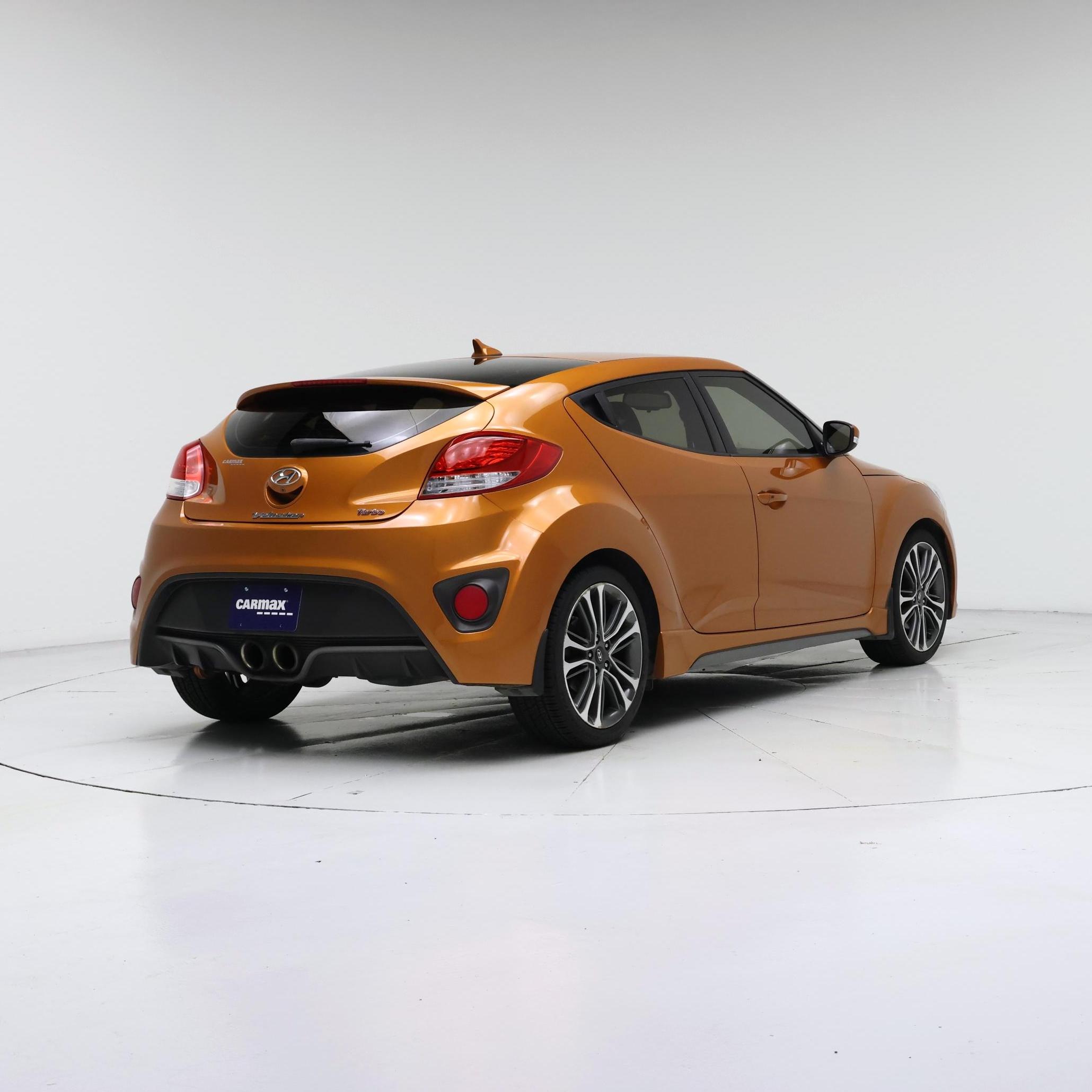 Thumbnail: 2016 Hyundai Veloster - 8