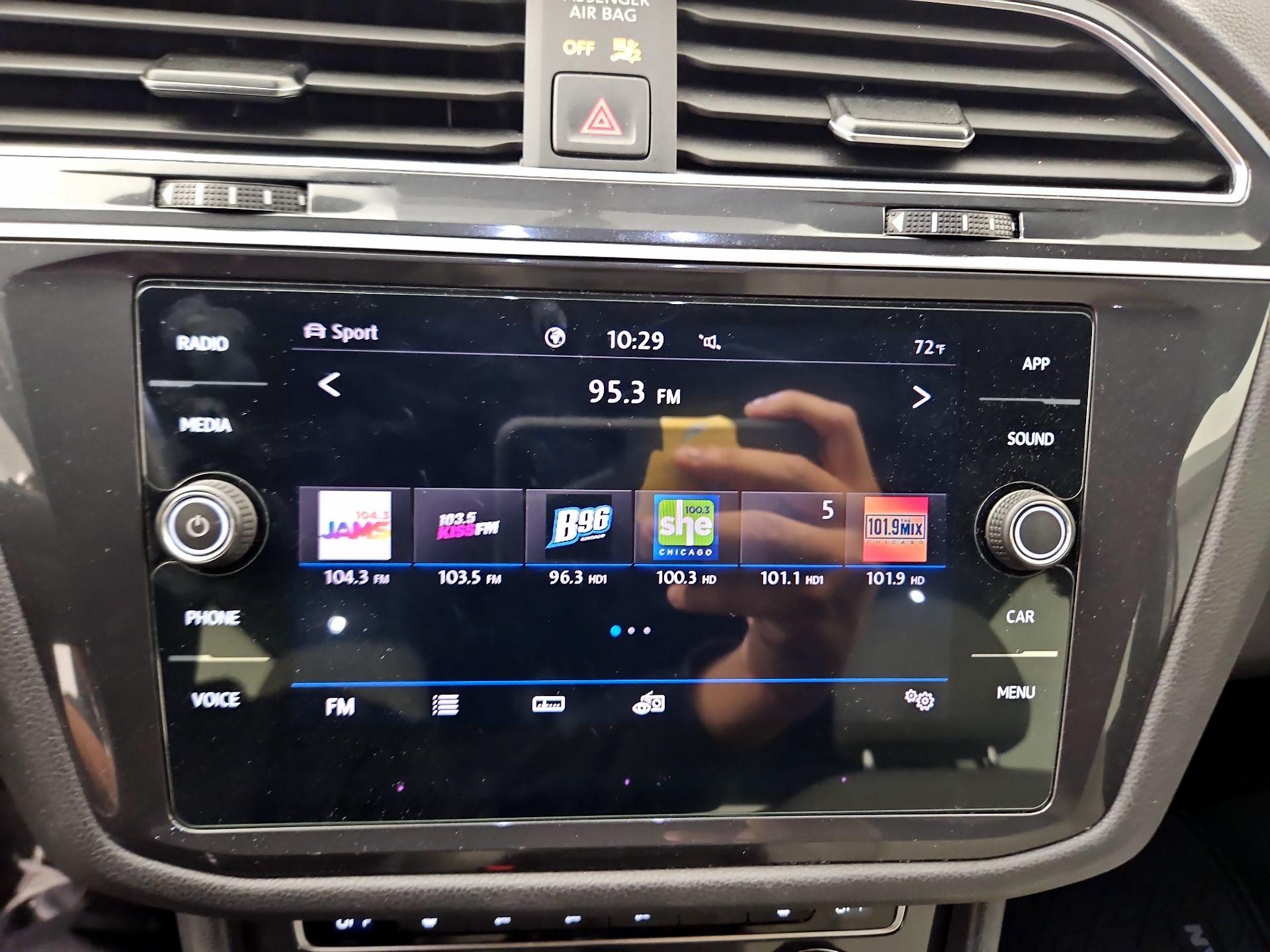 Thumbnail: 2020 Volkswagen Tiguan - 13
