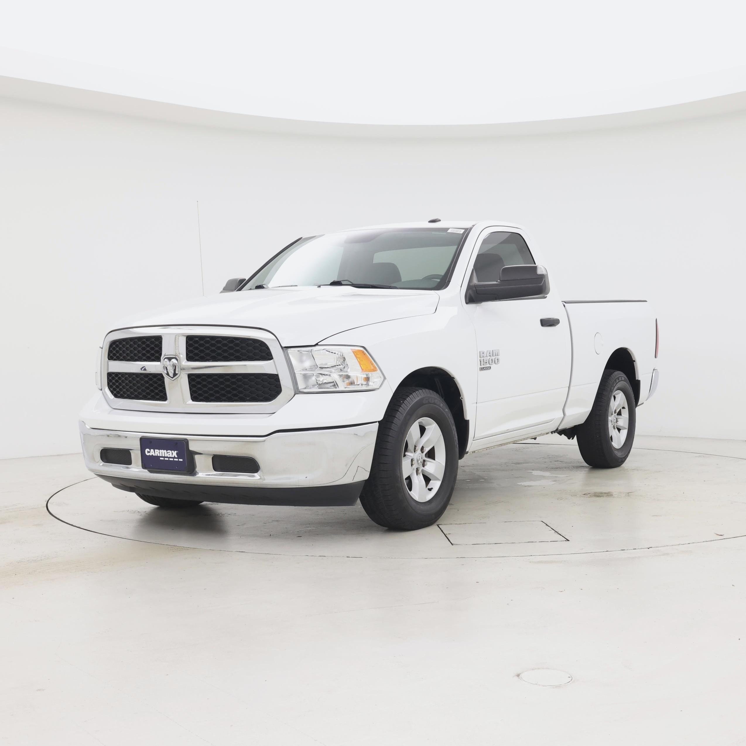 Thumbnail: 2020 RAM 1500 Classic - 4