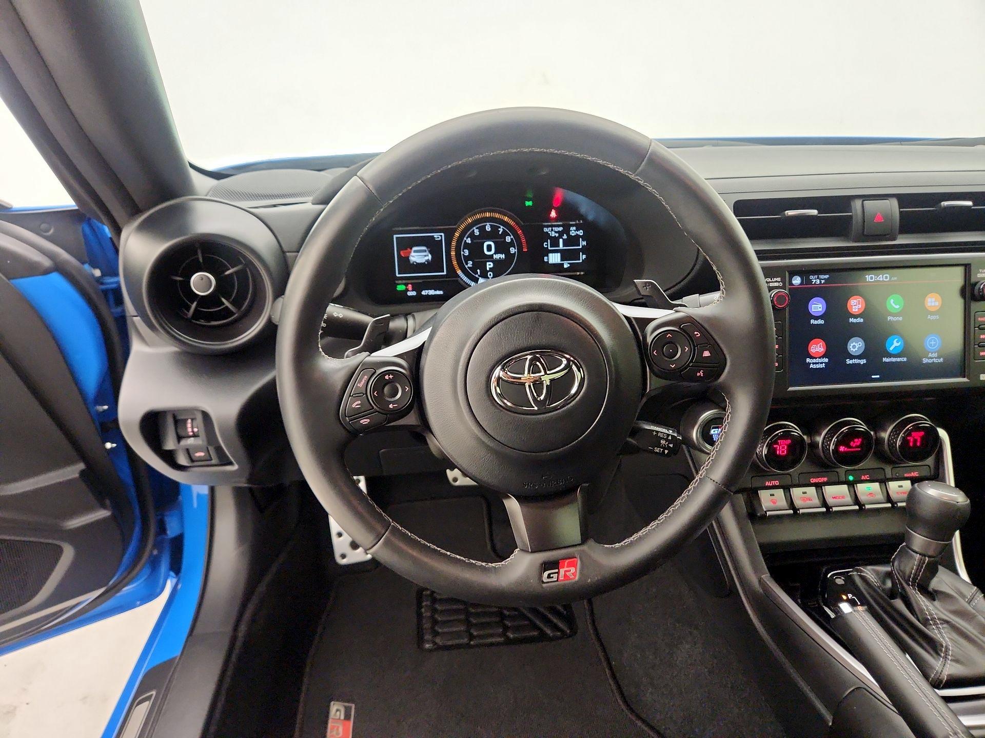 Thumbnail: 2024 Toyota GR86 - 10