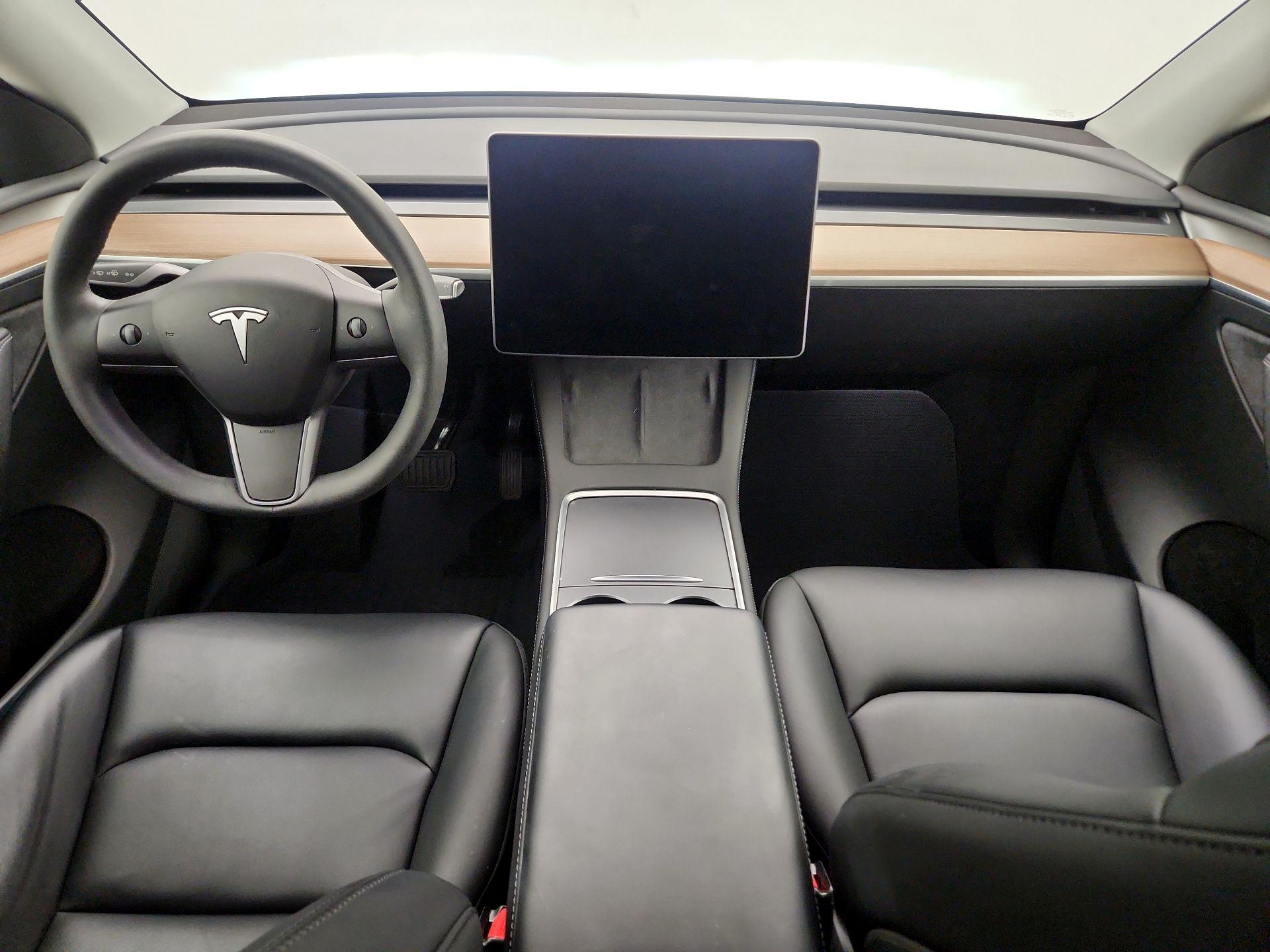 Thumbnail: 2023 Tesla Model Y - 9