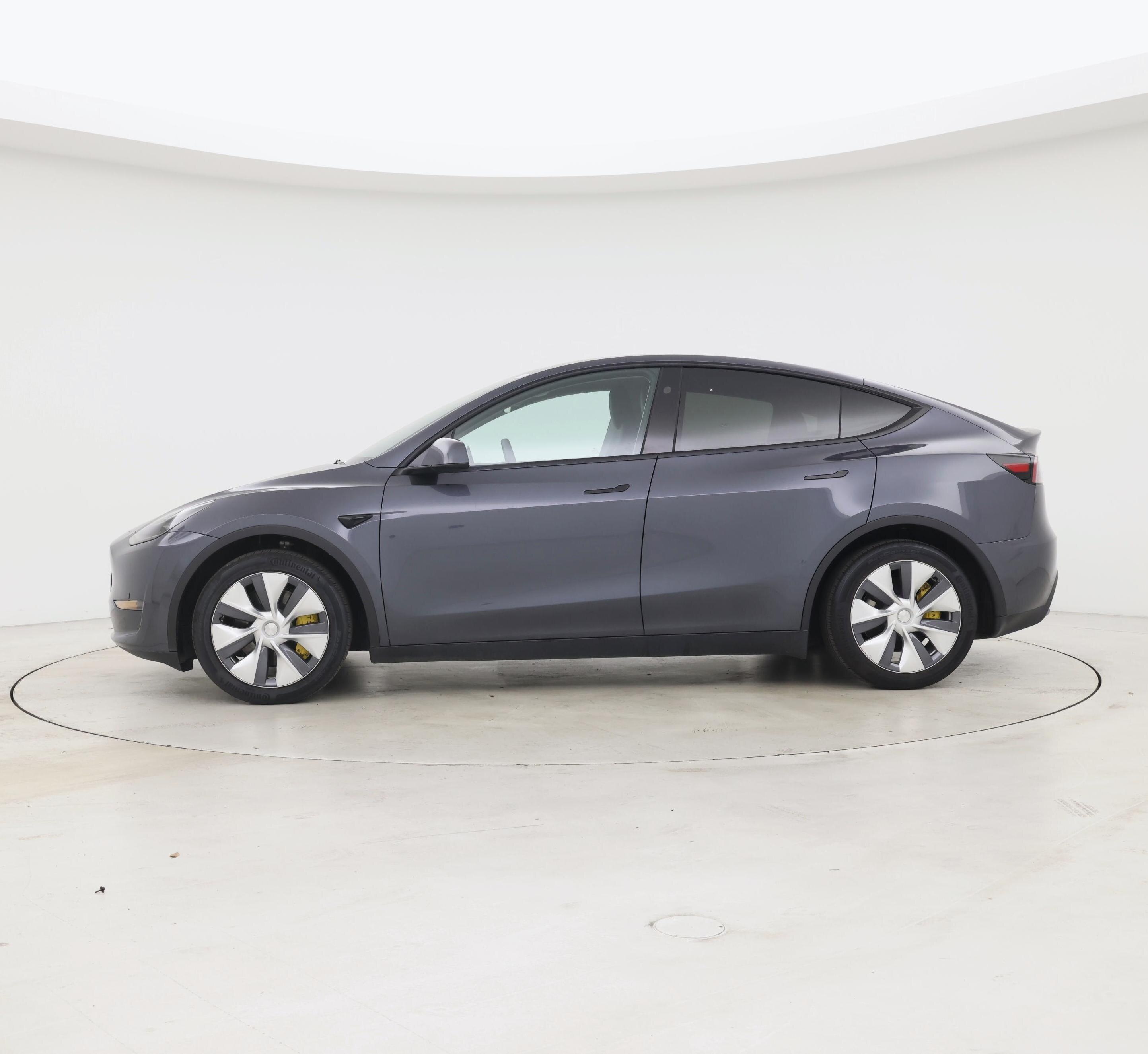 Thumbnail: 2023 Tesla Model Y - 3