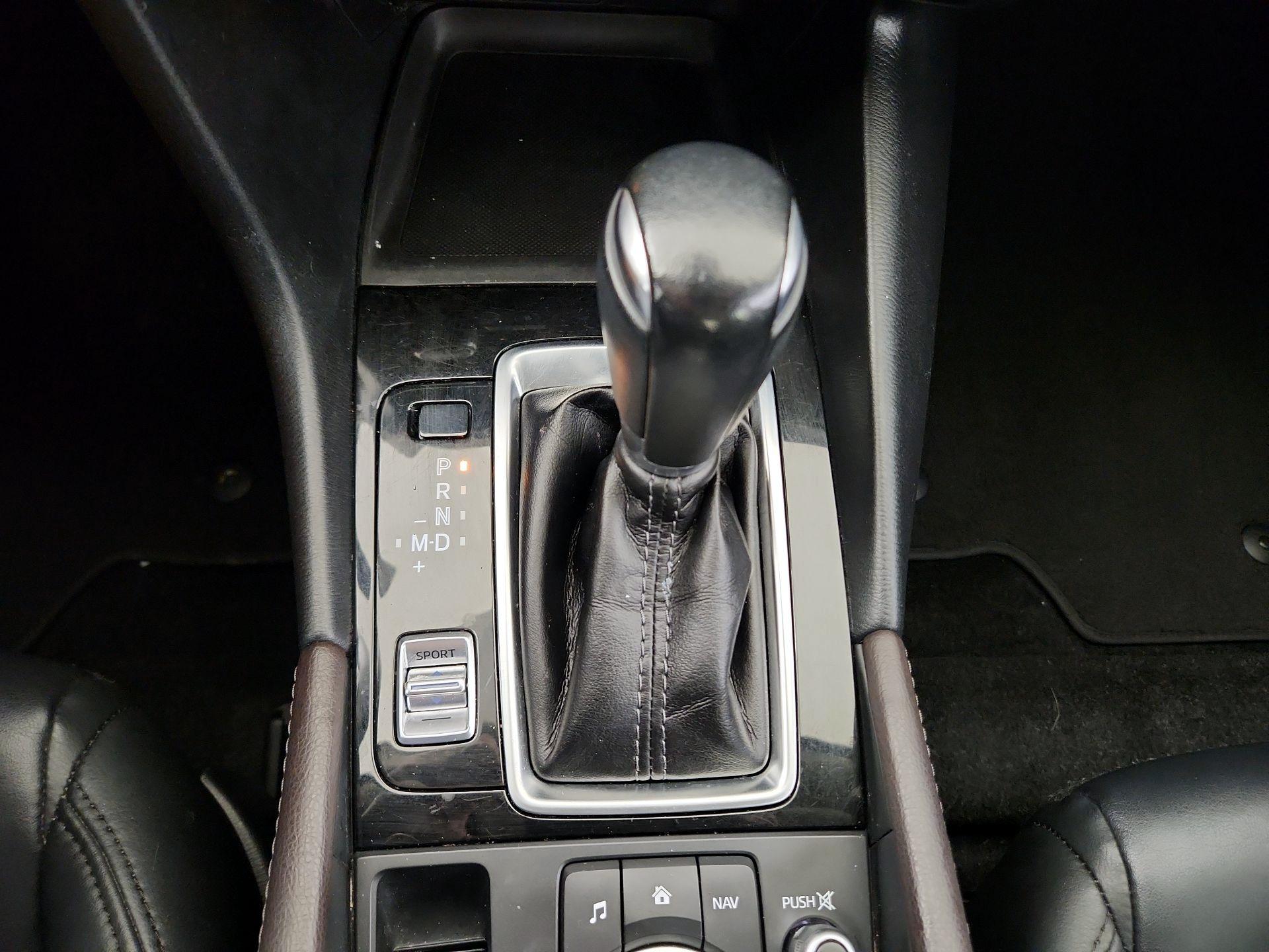 Thumbnail: 2018 Mazda Mazda3 - 15