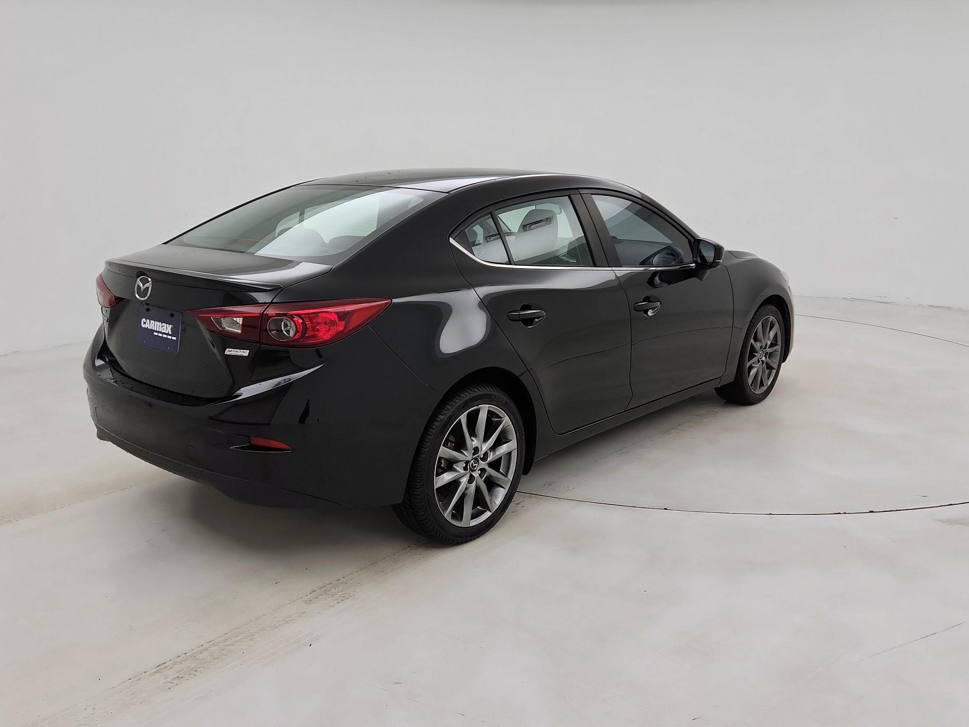 Thumbnail: 2018 Mazda Mazda3 - 5