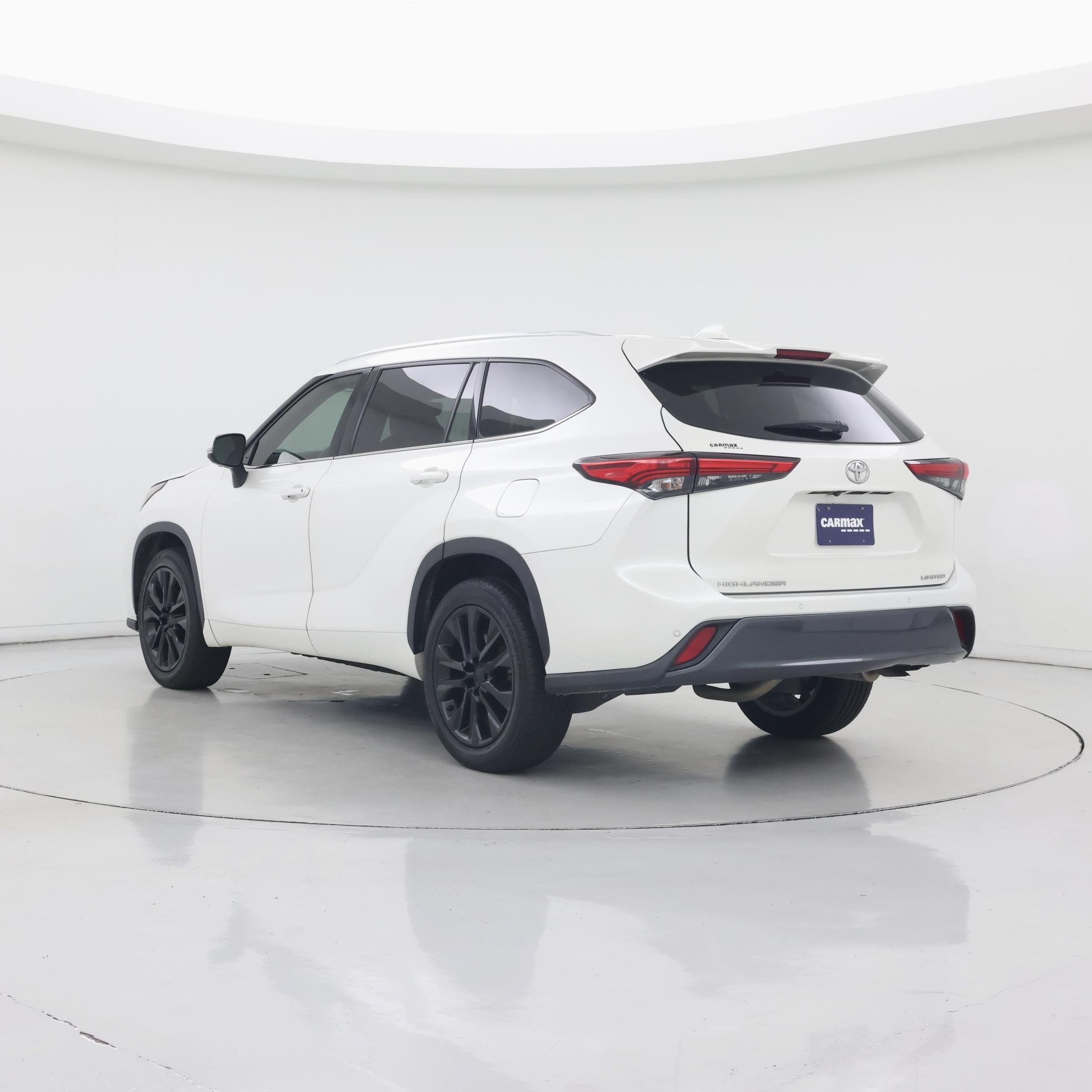 Thumbnail: 2020 Toyota Highlander - 2