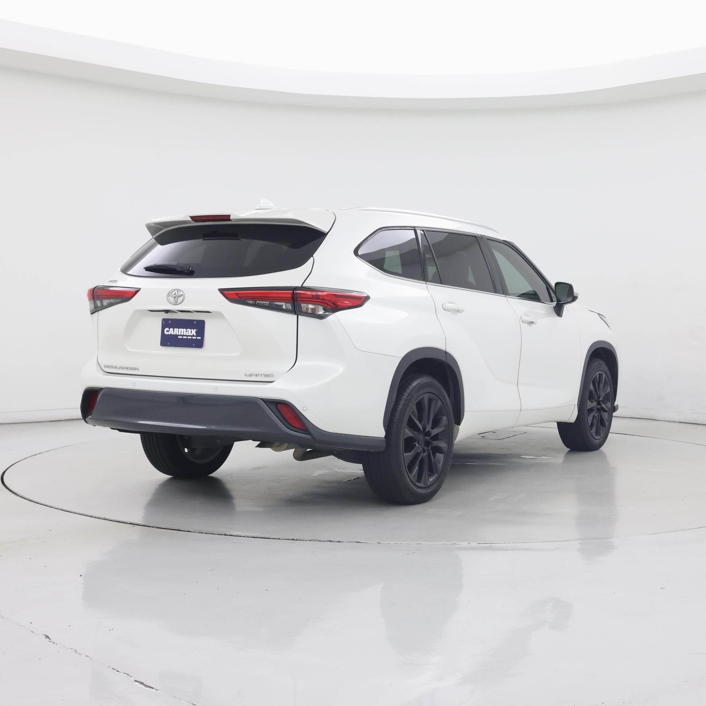 Thumbnail: 2020 Toyota Highlander - 8