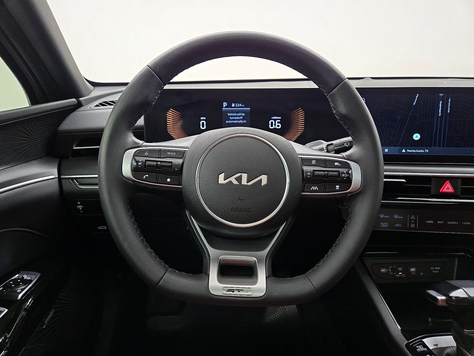 Thumbnail: 2025 Kia K5 - 10