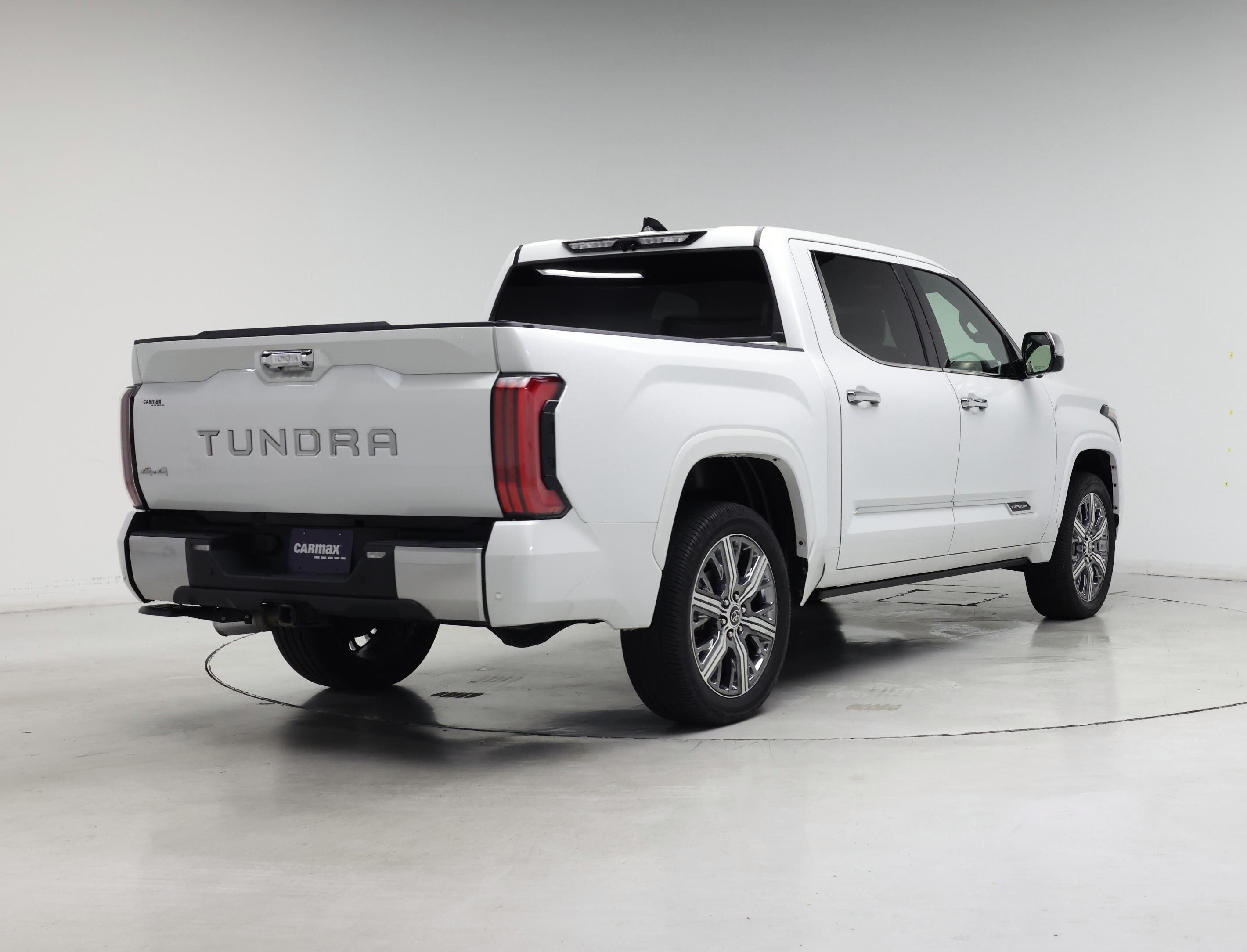Thumbnail: 2023 Toyota Tundra - 8