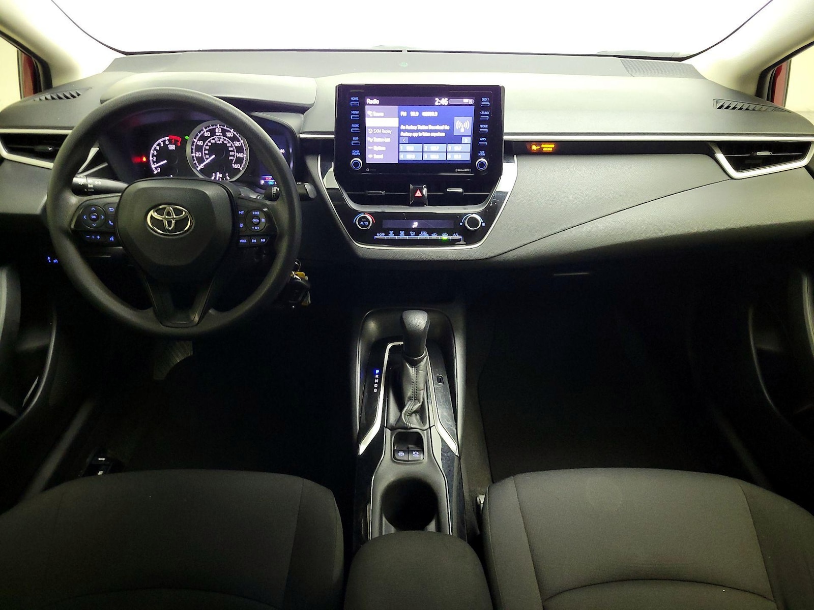 2022 Toyota Corolla LE - Photo 10