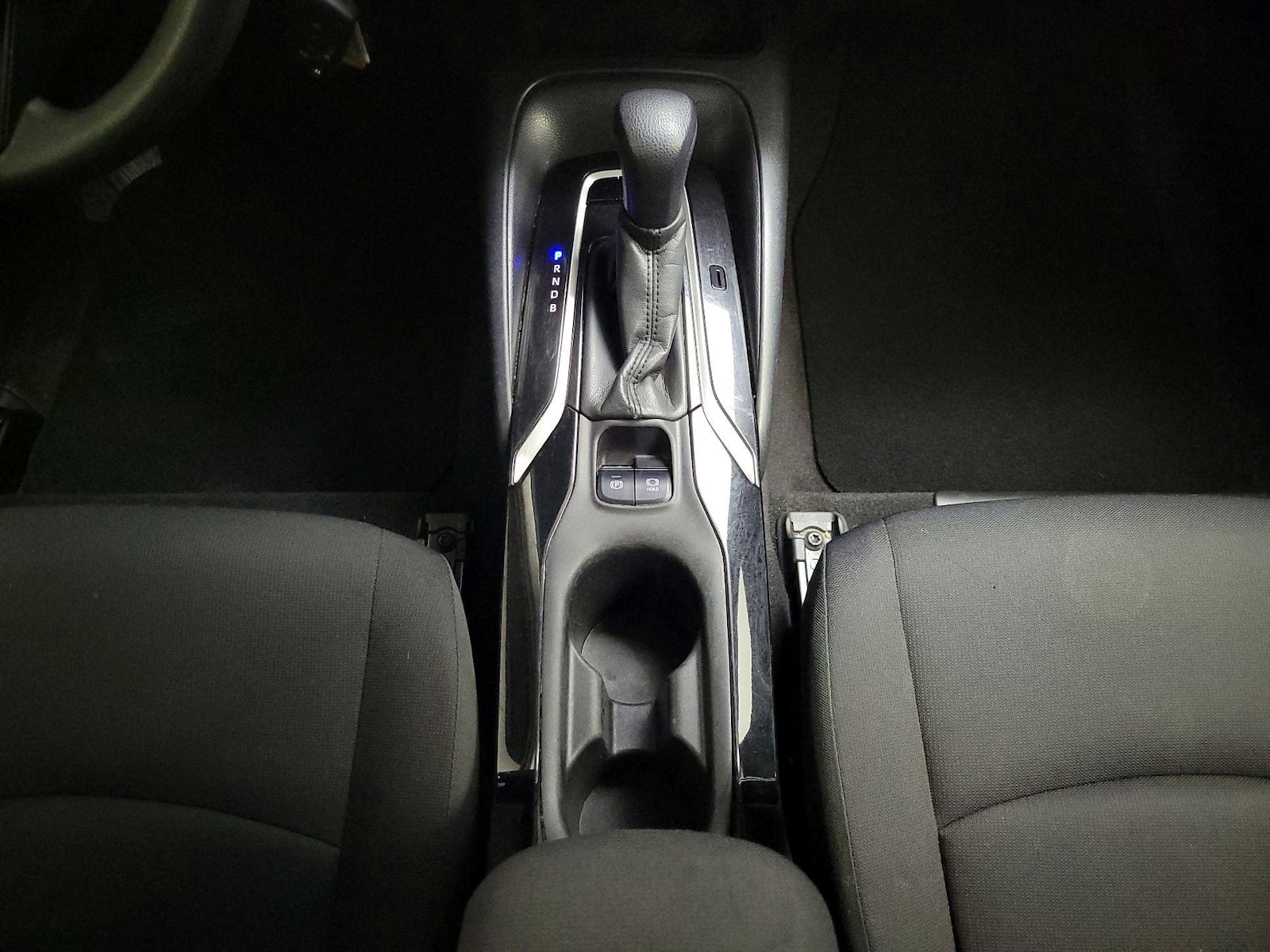 2022 Toyota Corolla LE - Photo 18