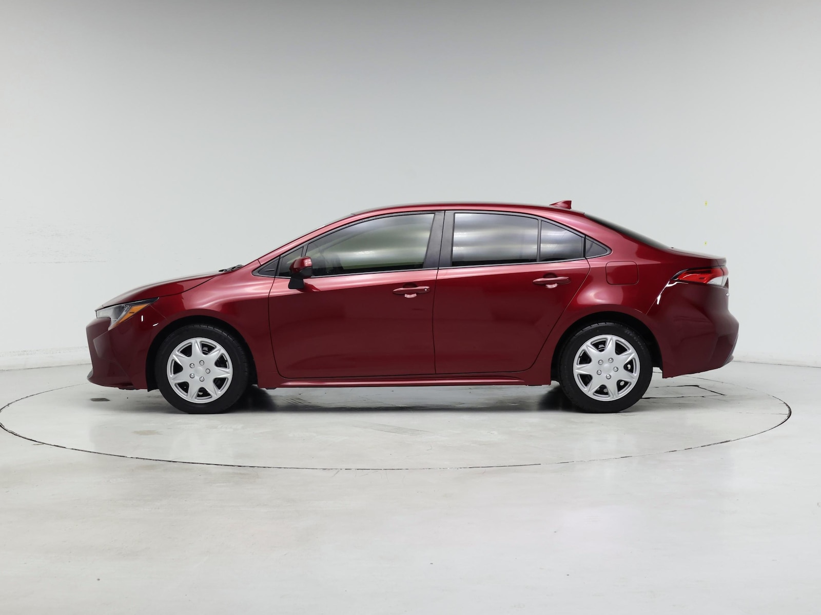 2022 Toyota Corolla LE - Photo 4