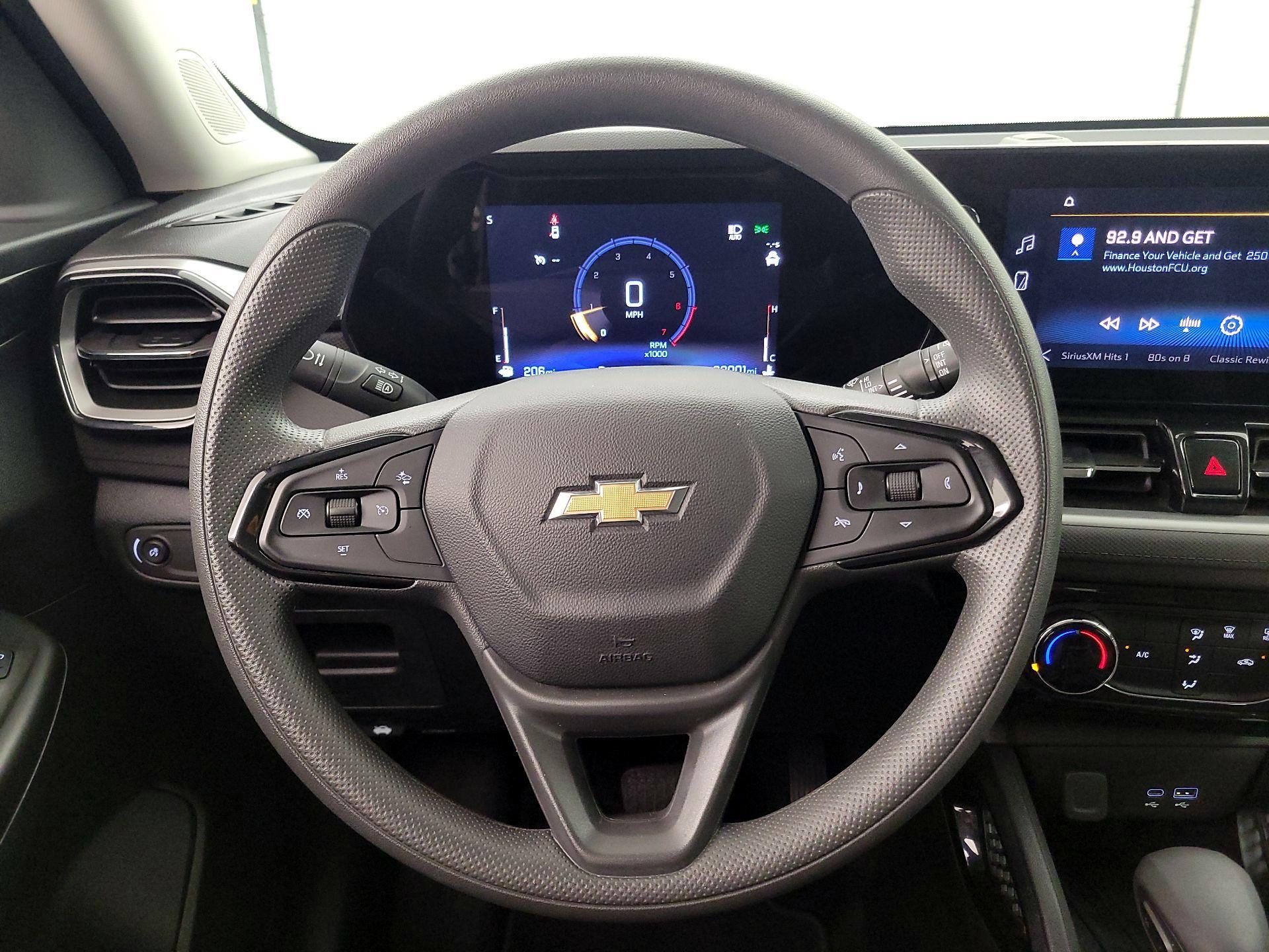 Thumbnail: 2025 Chevrolet TrailBlazer - 10